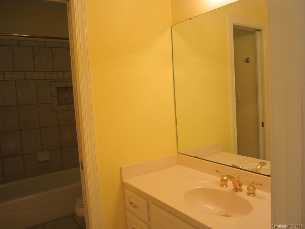 Laurel Creek - Residential