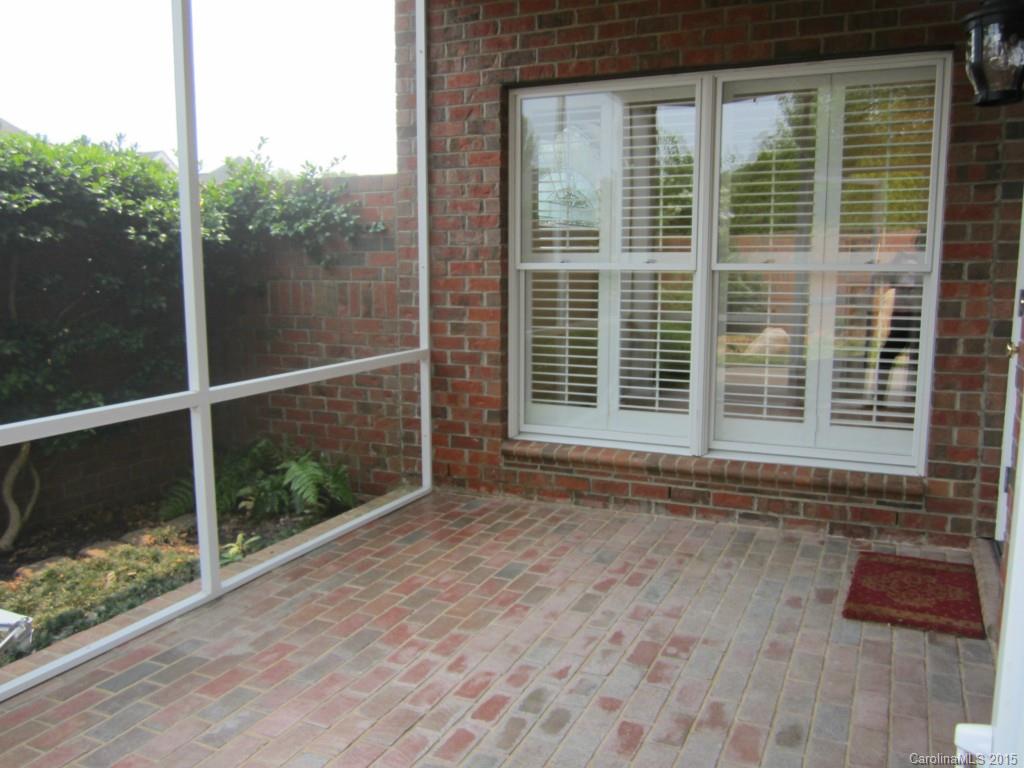 Laurel Creek - Residential