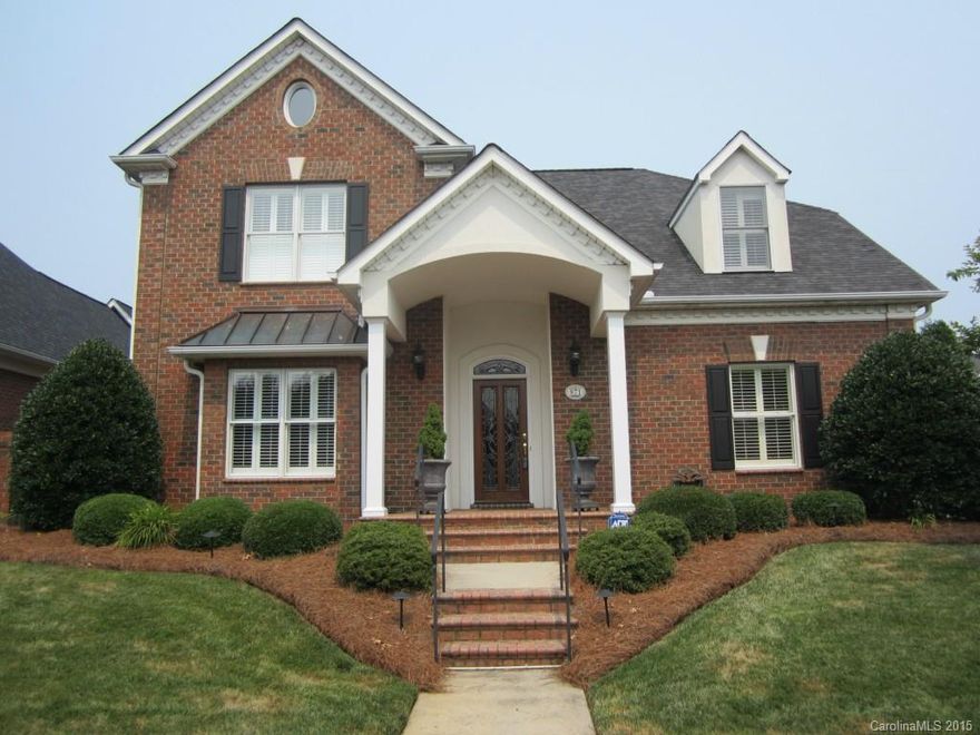 Beautiful home with fantastic floor plan and quality construction. Large foyer, master bedroom and guest BR or office on 1st floor. Gorgeous kitchen w/granite countertops & tile backsplash, formal dining and area and great room w/FP. Upstairs w/huge theater or bonus room, 3rd & 4th bedrooms & 3rd bath.  All this plus screened porch overlooking lovely yard w/fountains & brick walk & 2-car garage.