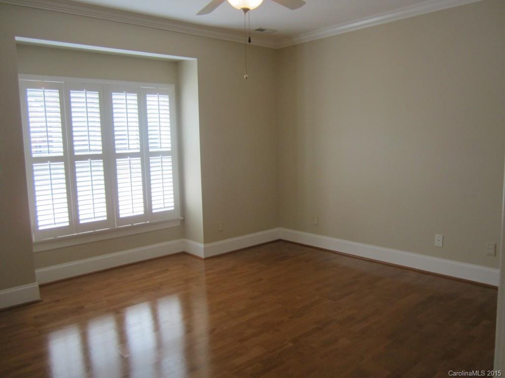 Laurel Creek - Residential