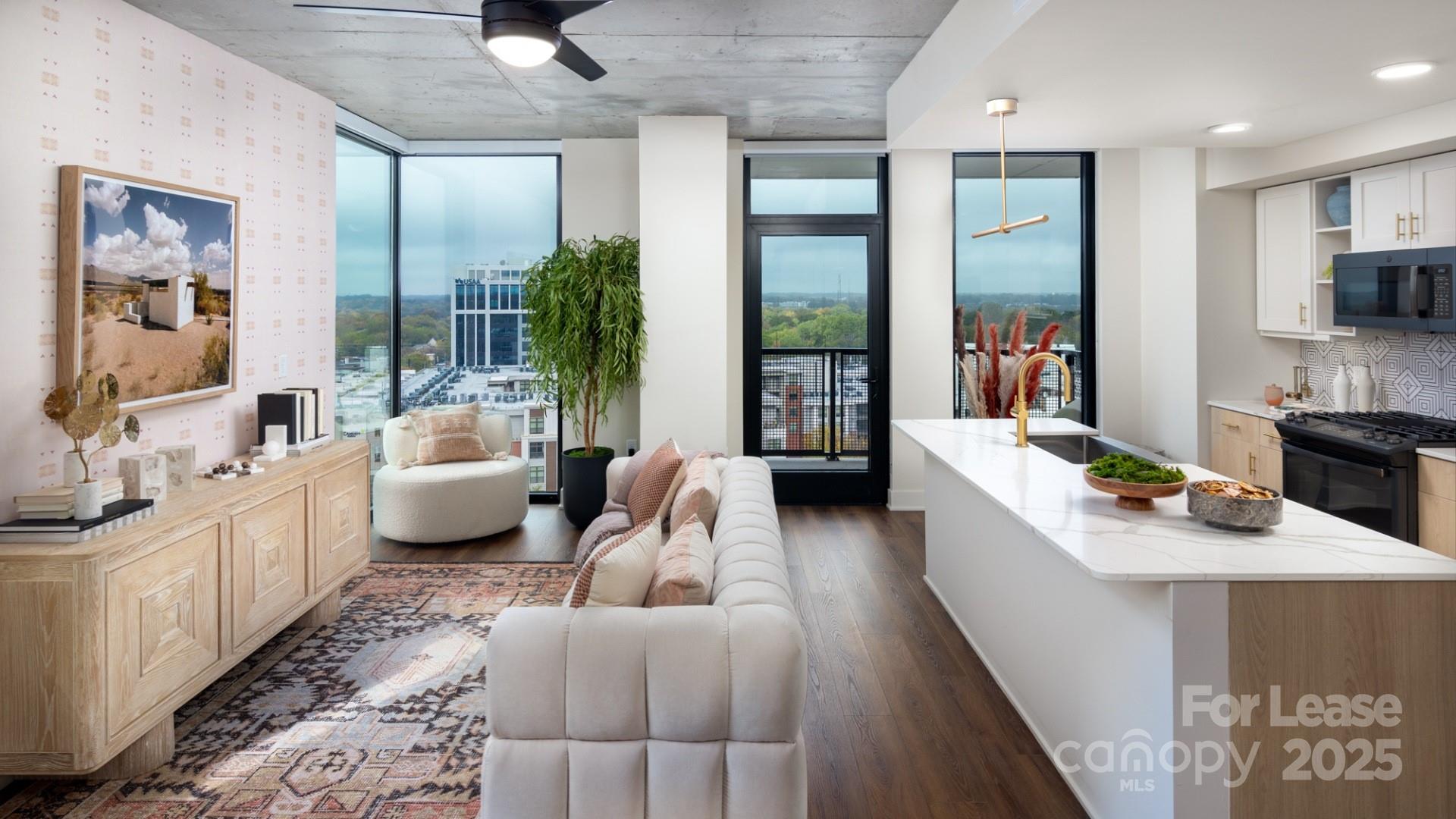 Charlotte, North Carolina 28203, United States, 2 Bedrooms Bedrooms, ,3 BathroomsBathrooms,Residential,Active,1388