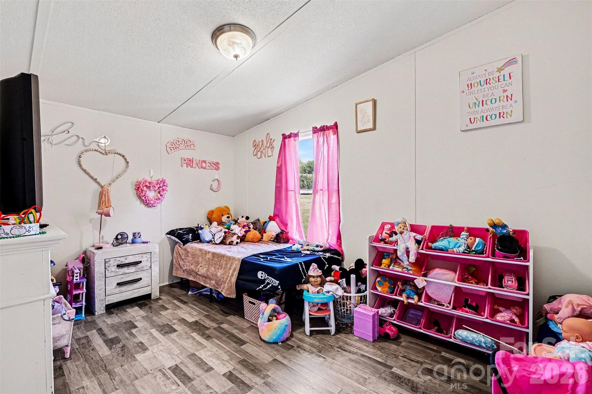 Hoyles Creek - Residential