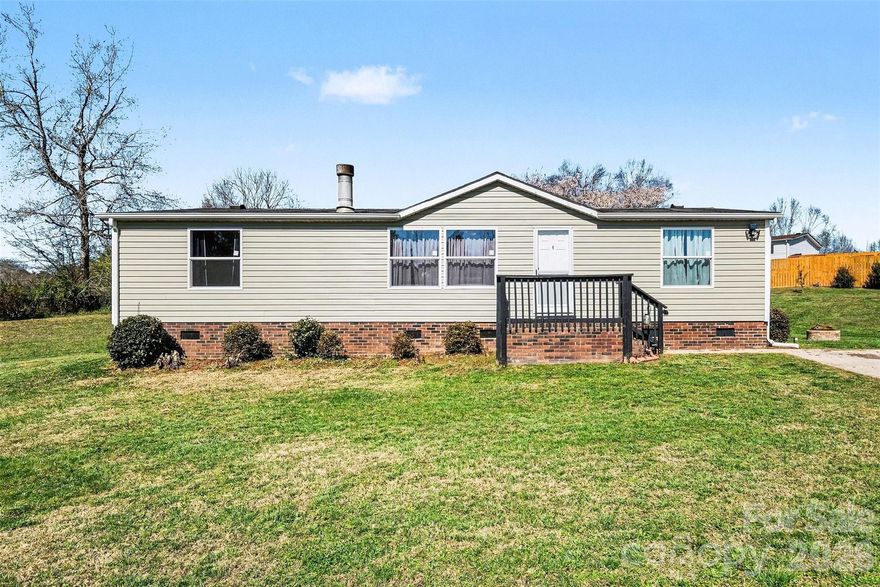 Charming and affordable 3-bedroom, 2-bath manufactured home situated on a spacious 0.62-acre cul-de-sac lot in Hoyles Creek! This well-maintained home offers 1,320 sq ft of comfortable living with an open layout, vinyl plank flooring, and a functional split-bedroom design. Enjoy a large yard with room to entertain, or relax, plus a storage shed for added convenience. Home features a crawl space foundation, central air, and electric heating.