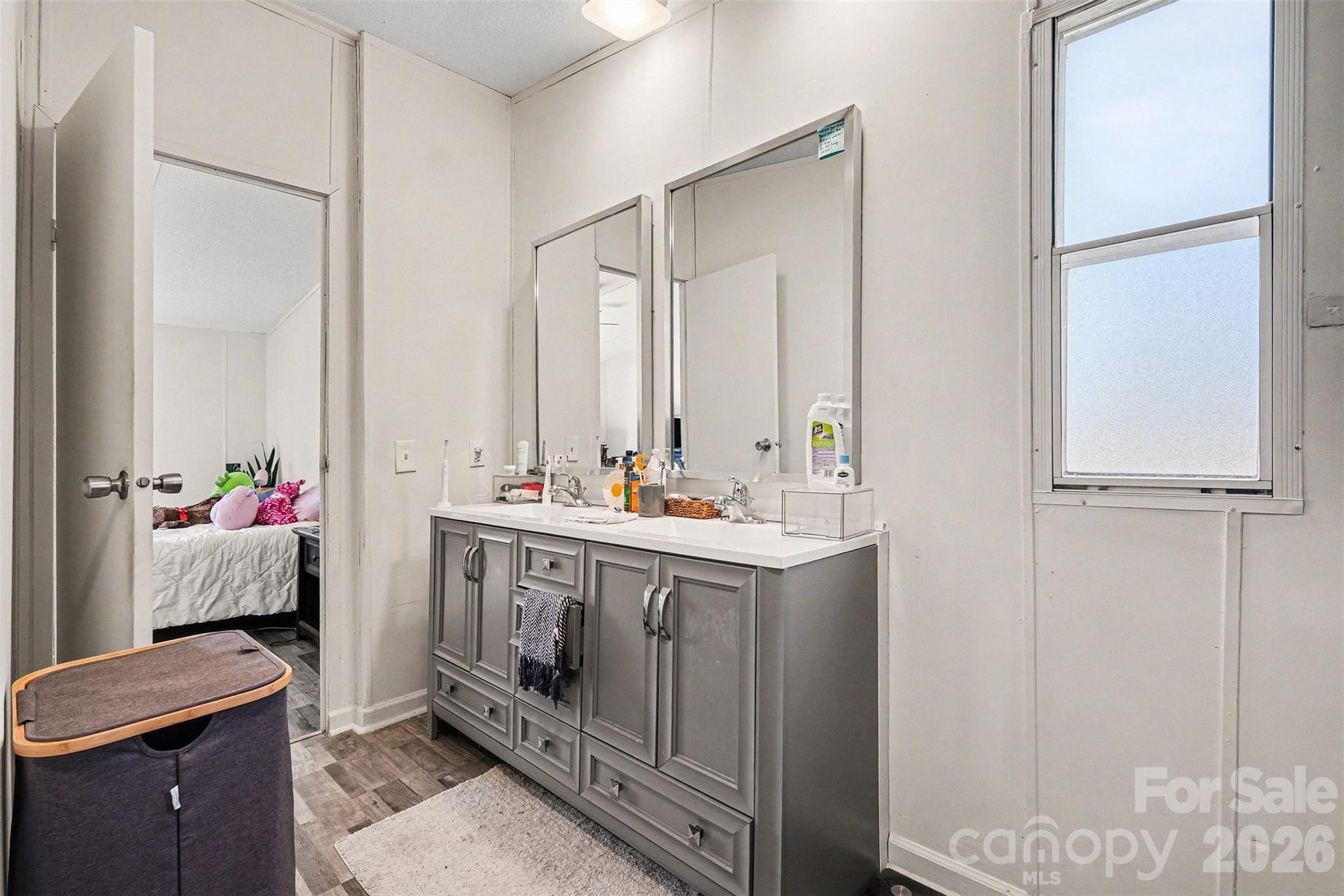 Hoyles Creek - Residential