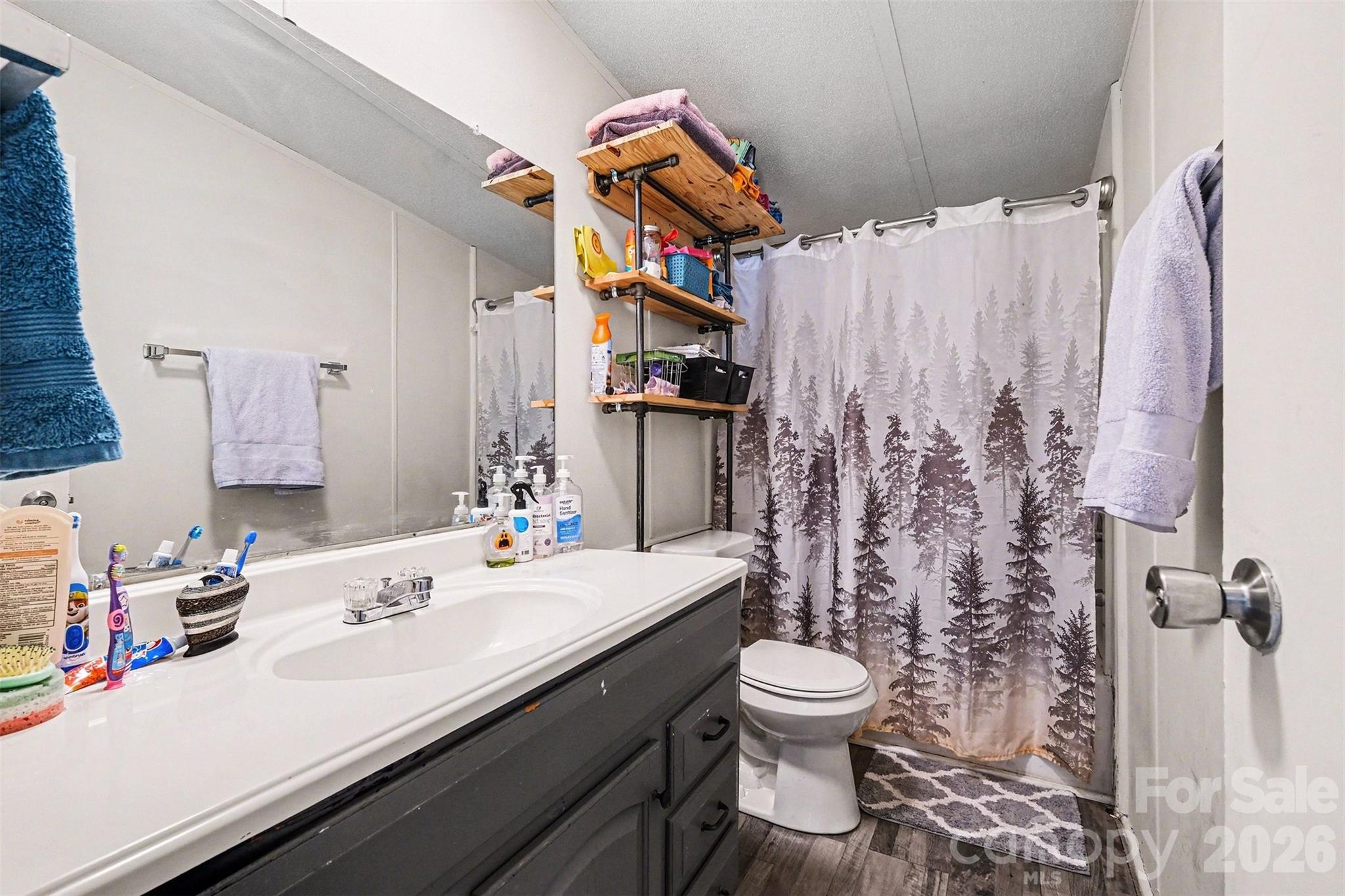 Hoyles Creek - Residential