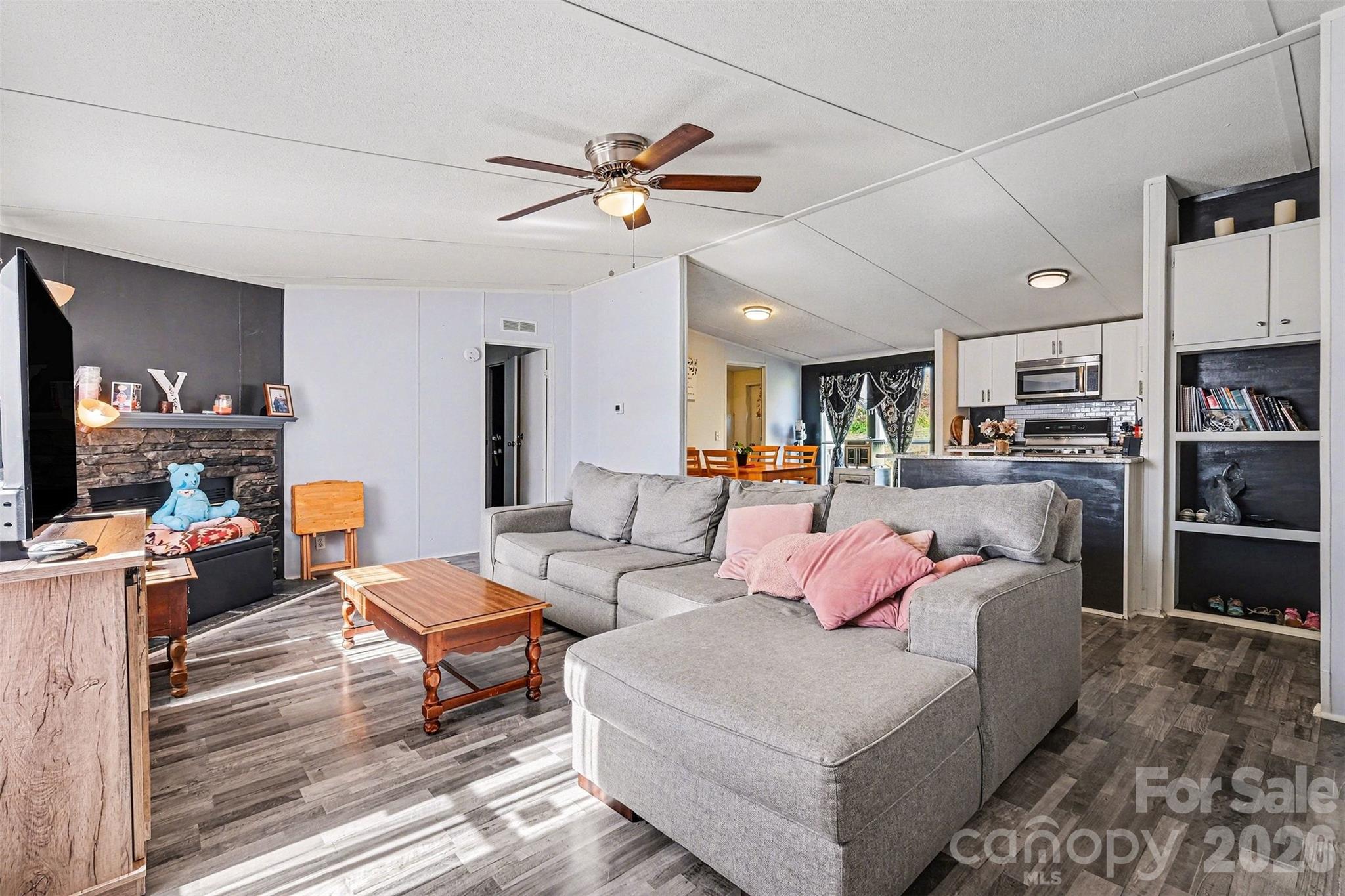 Hoyles Creek - Residential