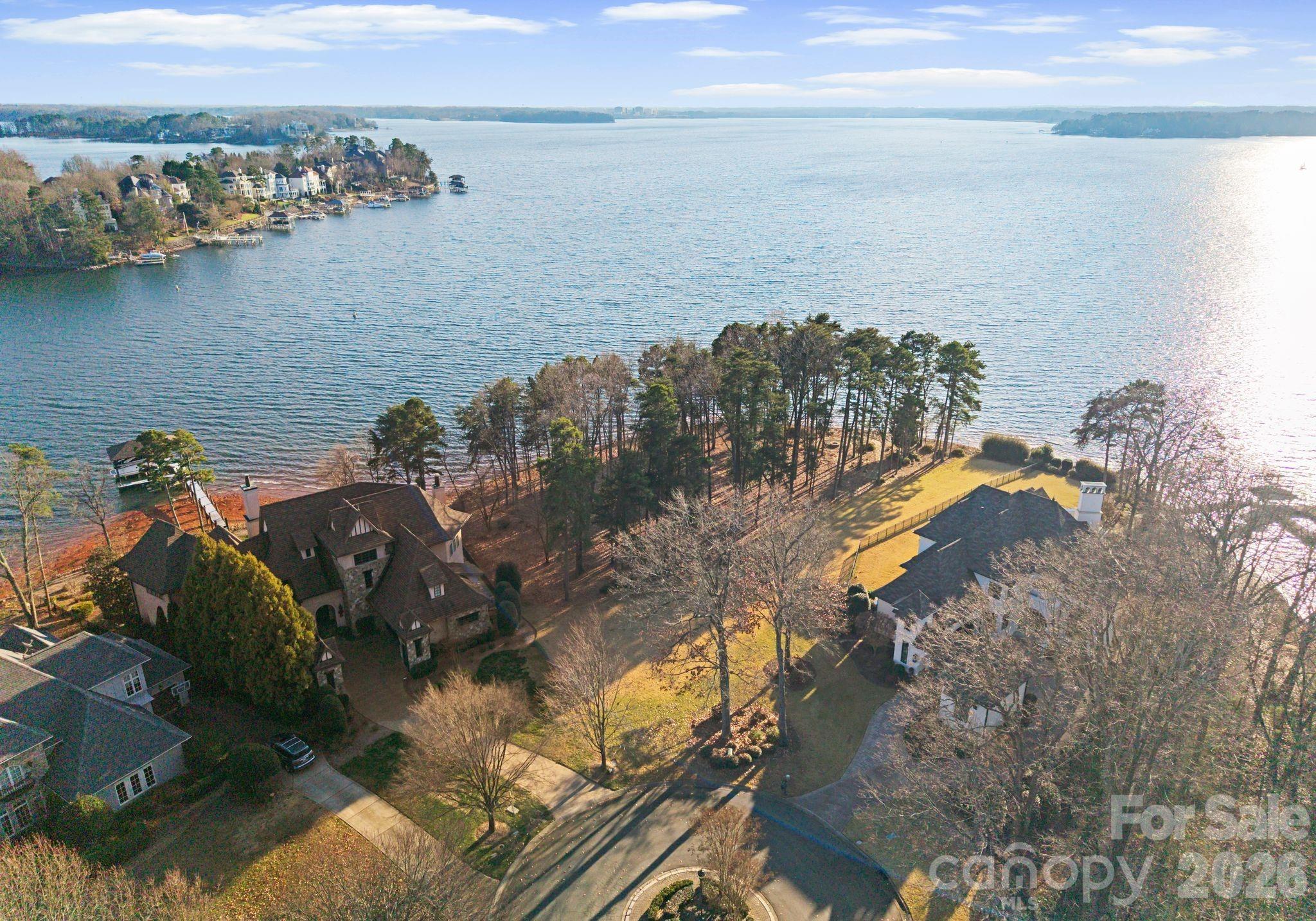 The Peninsula - Land