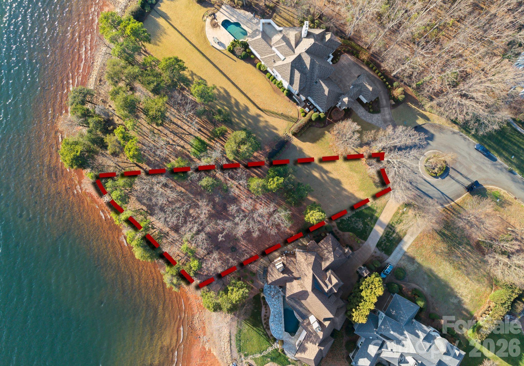 The Peninsula - Land