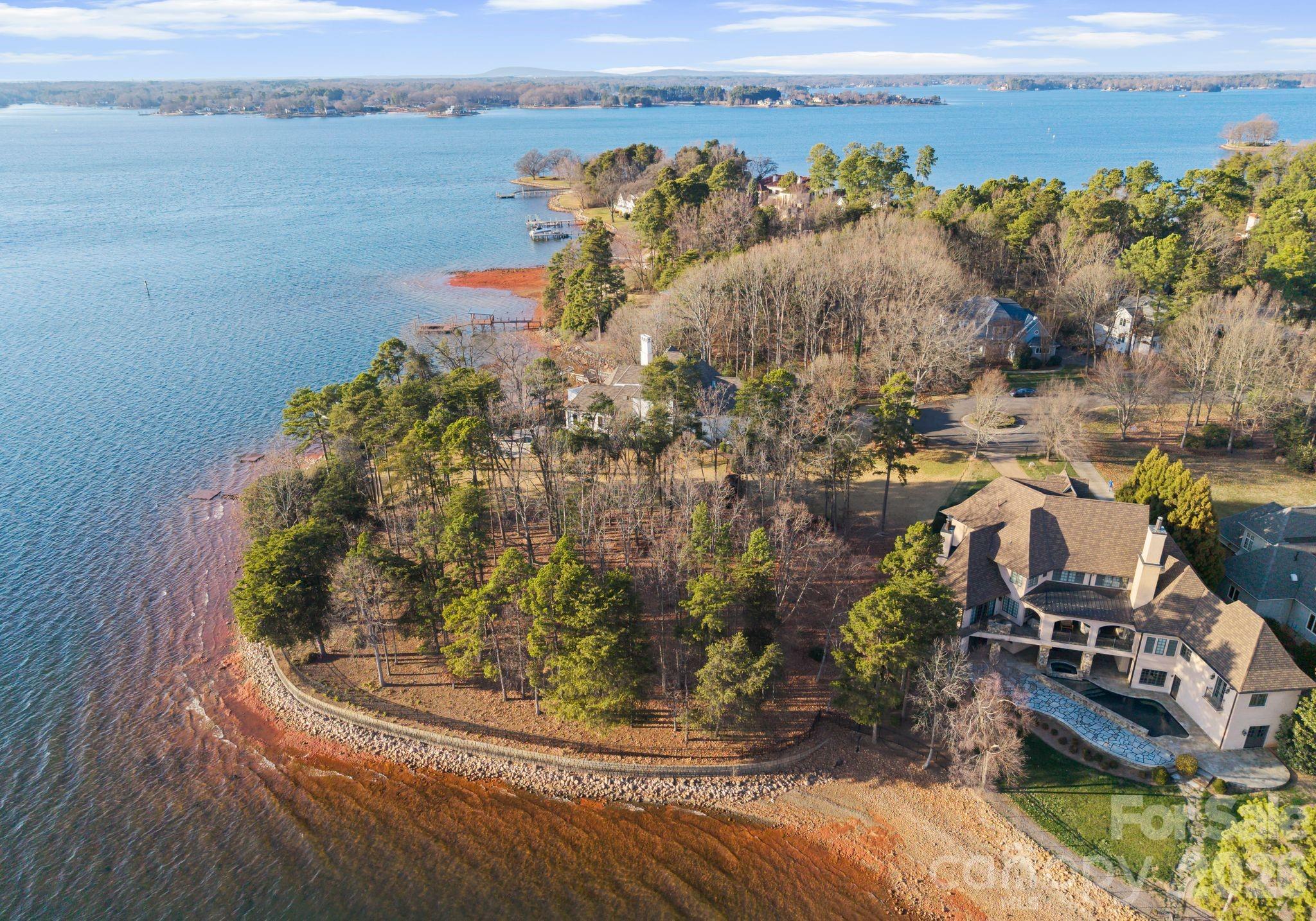 The Peninsula - Land