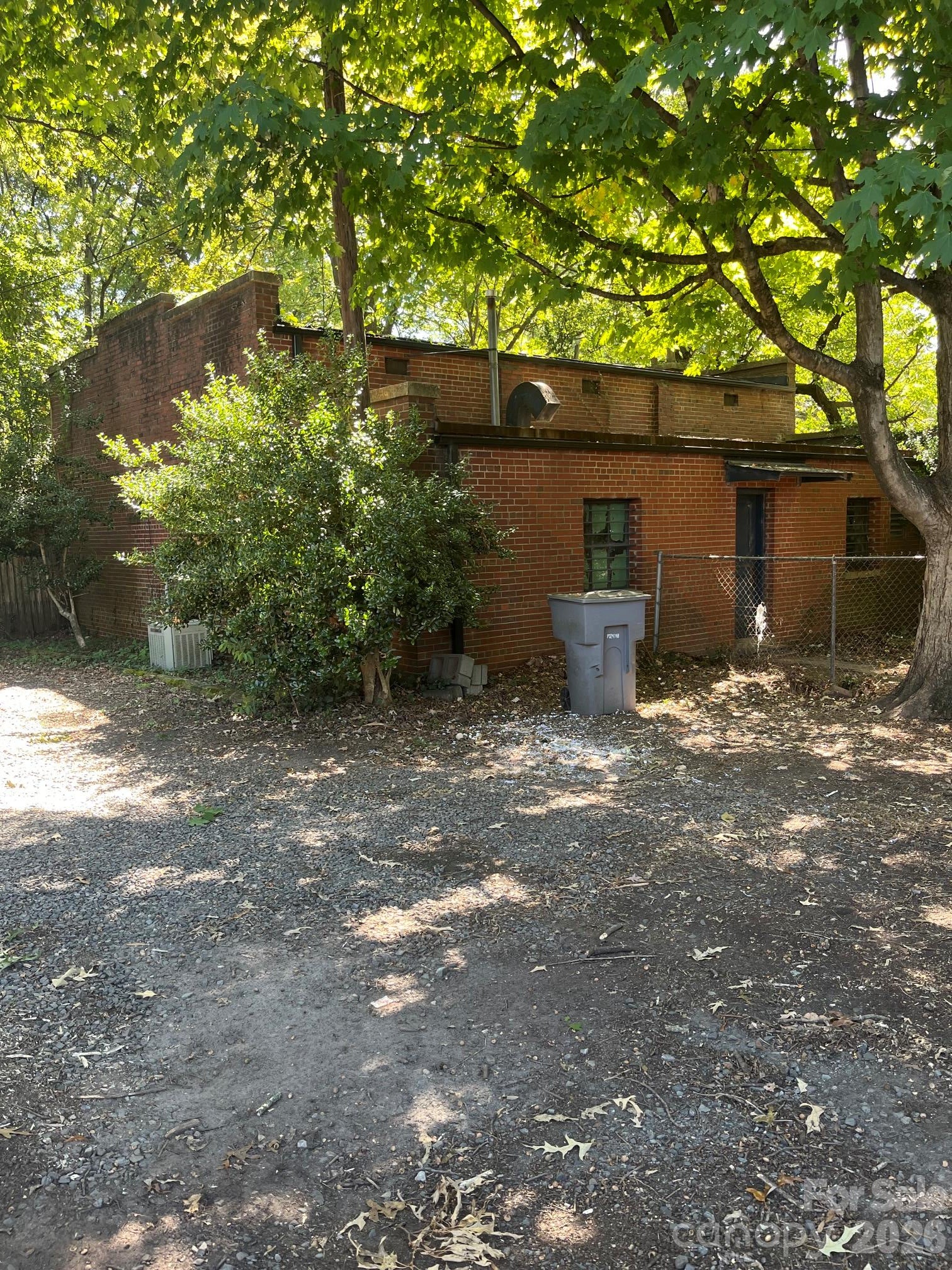 510 Hawthorne Lane