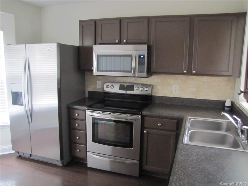 Hawick Commons - Residential Lease