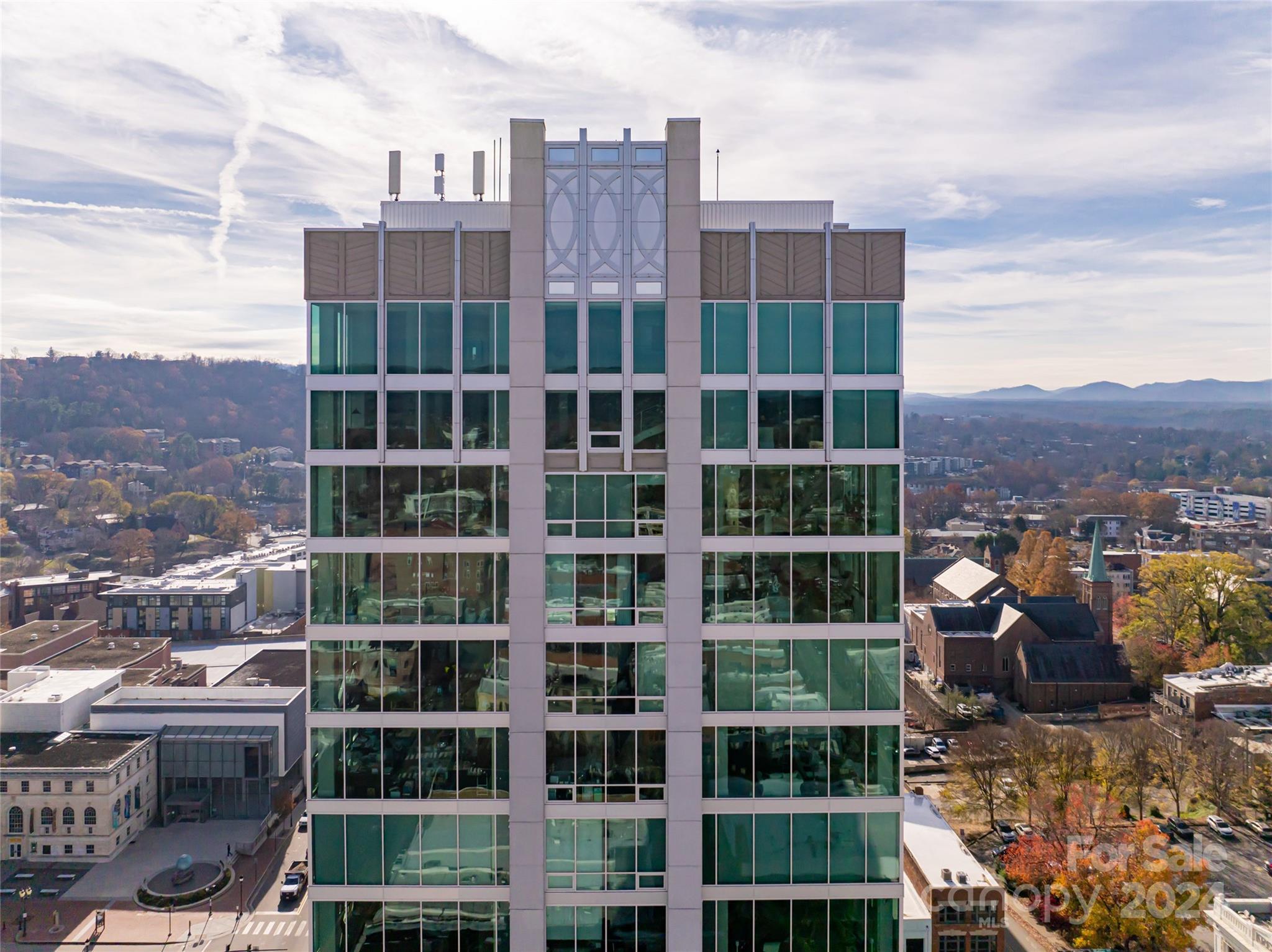 Asheville Arras Residence - Residential