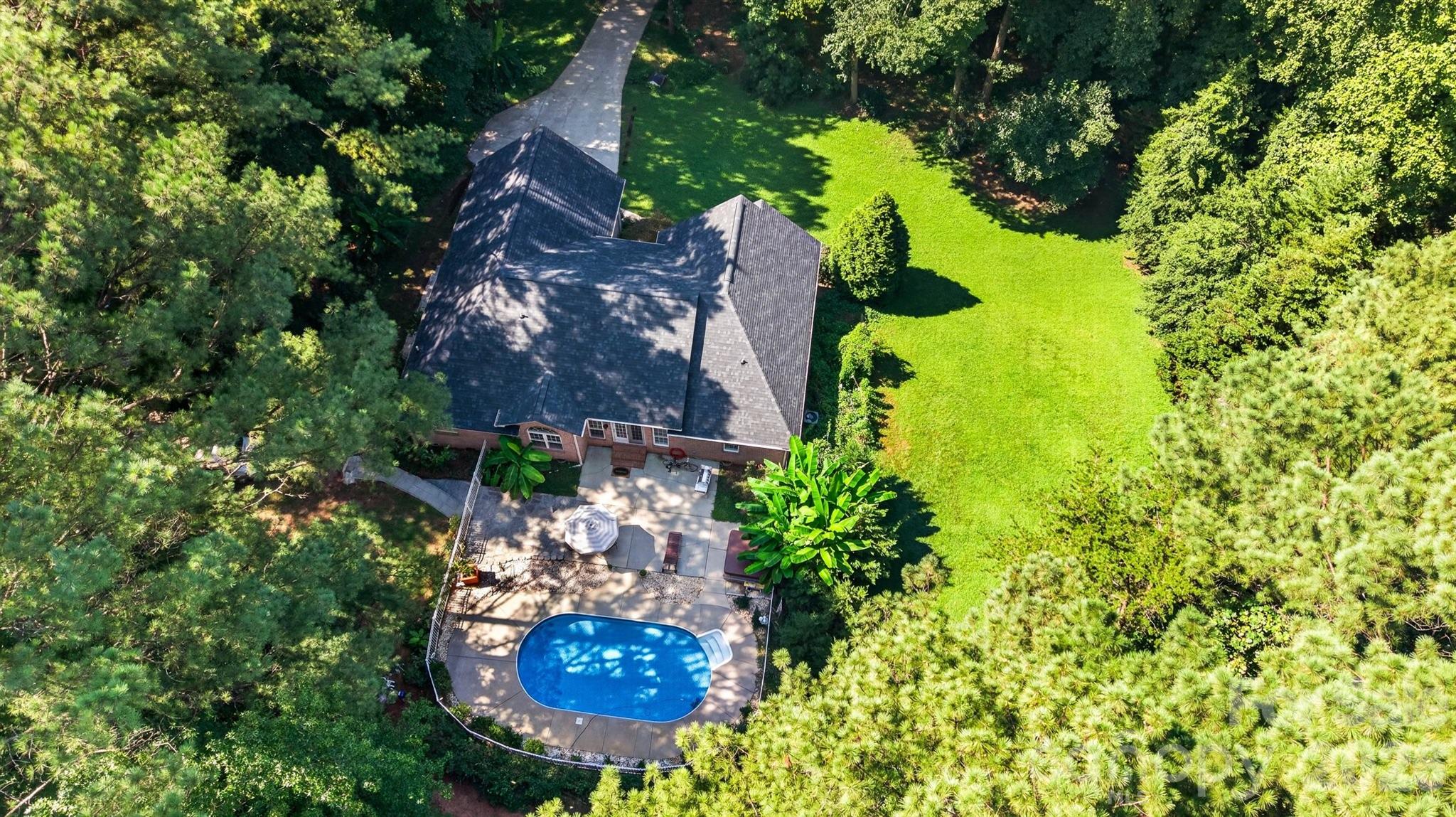 7097 Windy Pine Circle