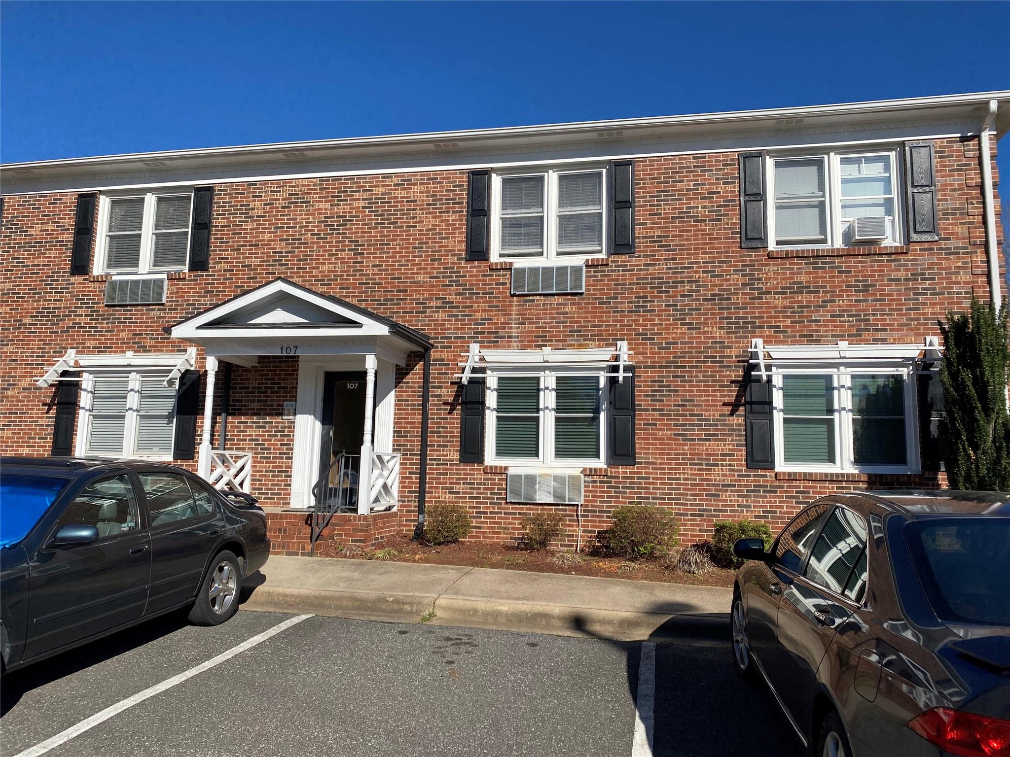 Pickwick Condos - Residential