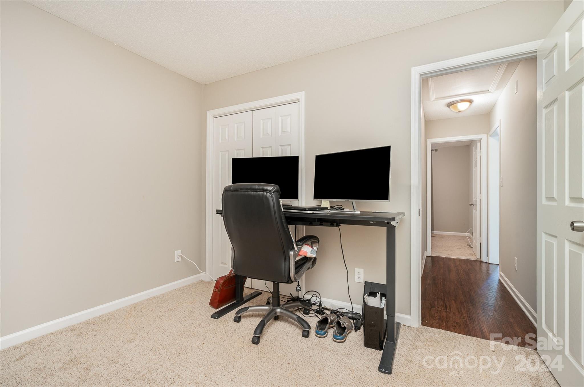 Black Horse Run - Residential