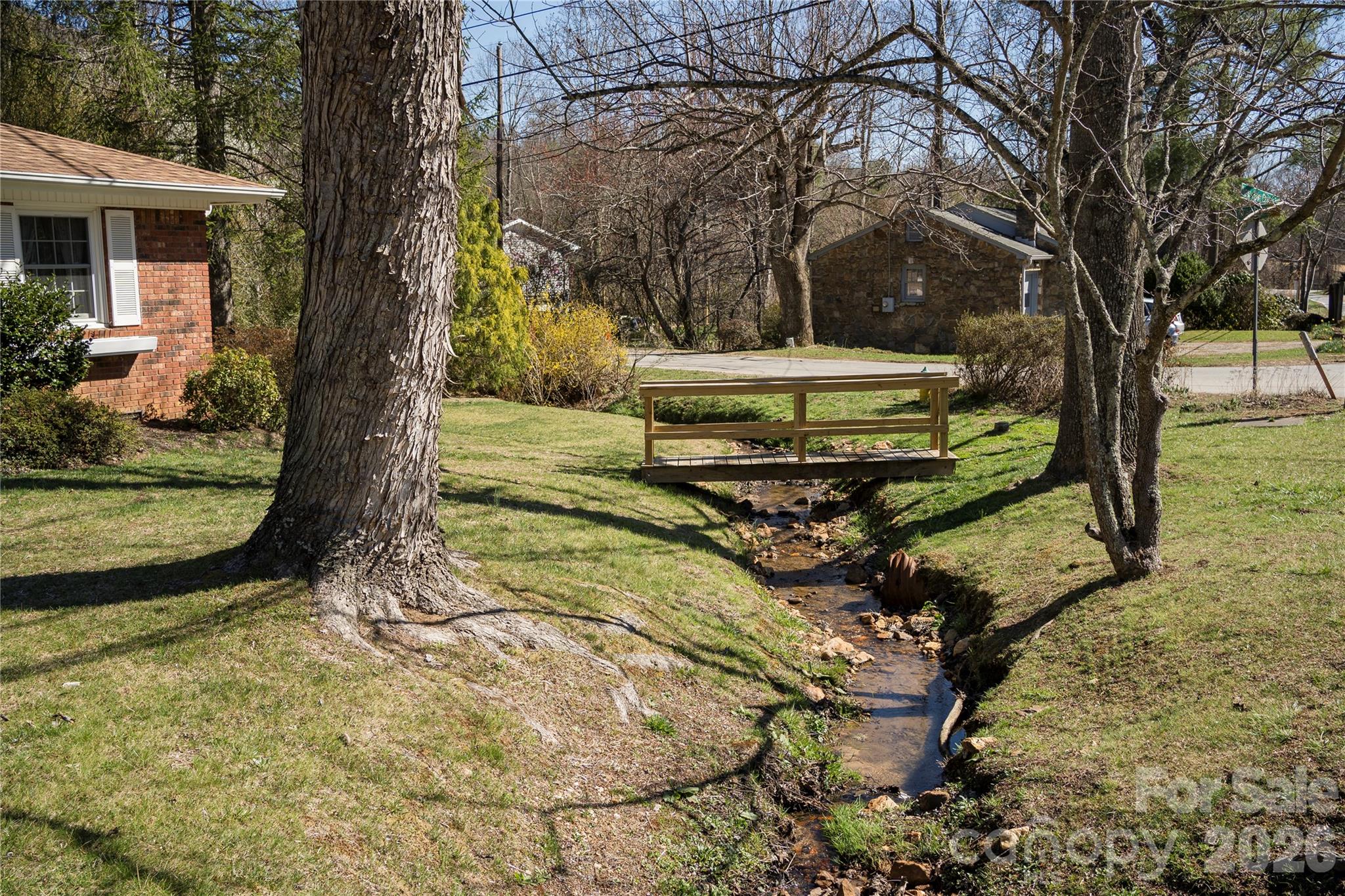 Haw Creek - Residential