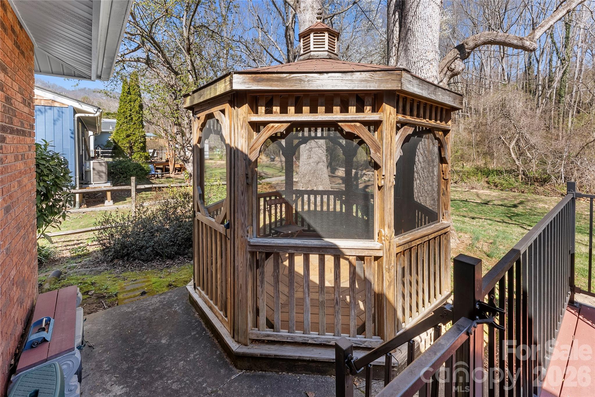 Haw Creek - Residential