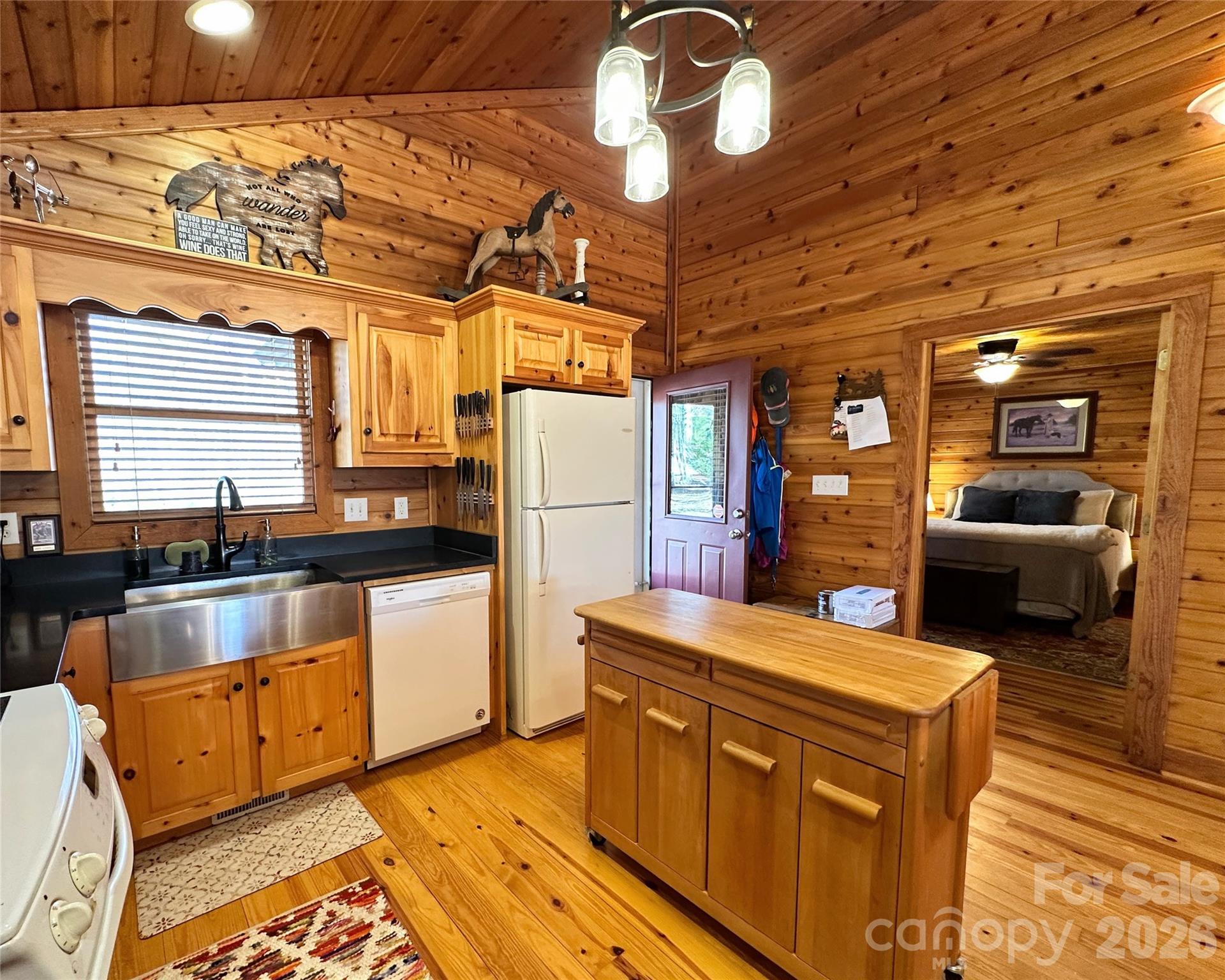 Lake Adger - Residential