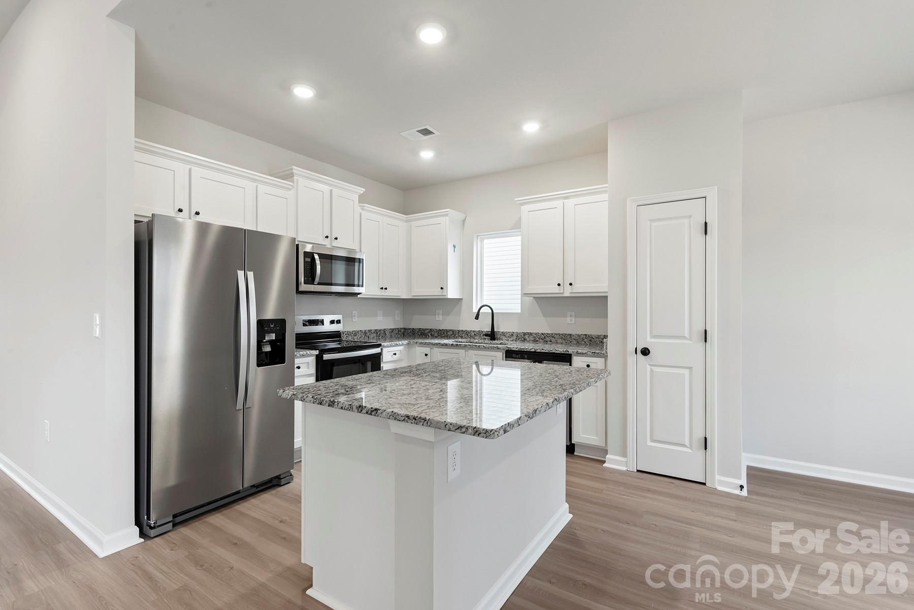 Knights Bridge - Residential