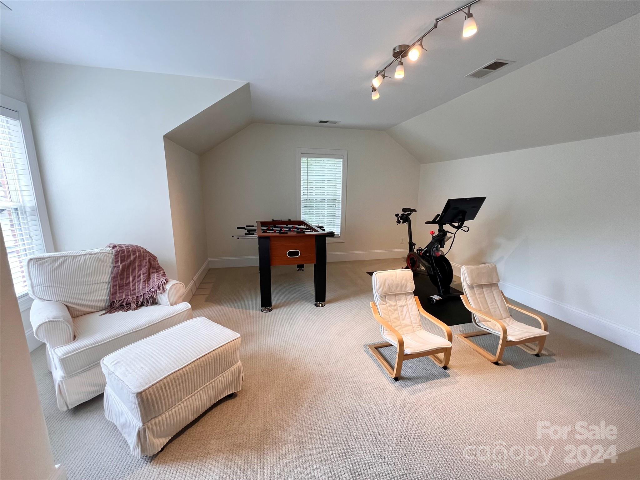 Holly Hill Farms - Residential