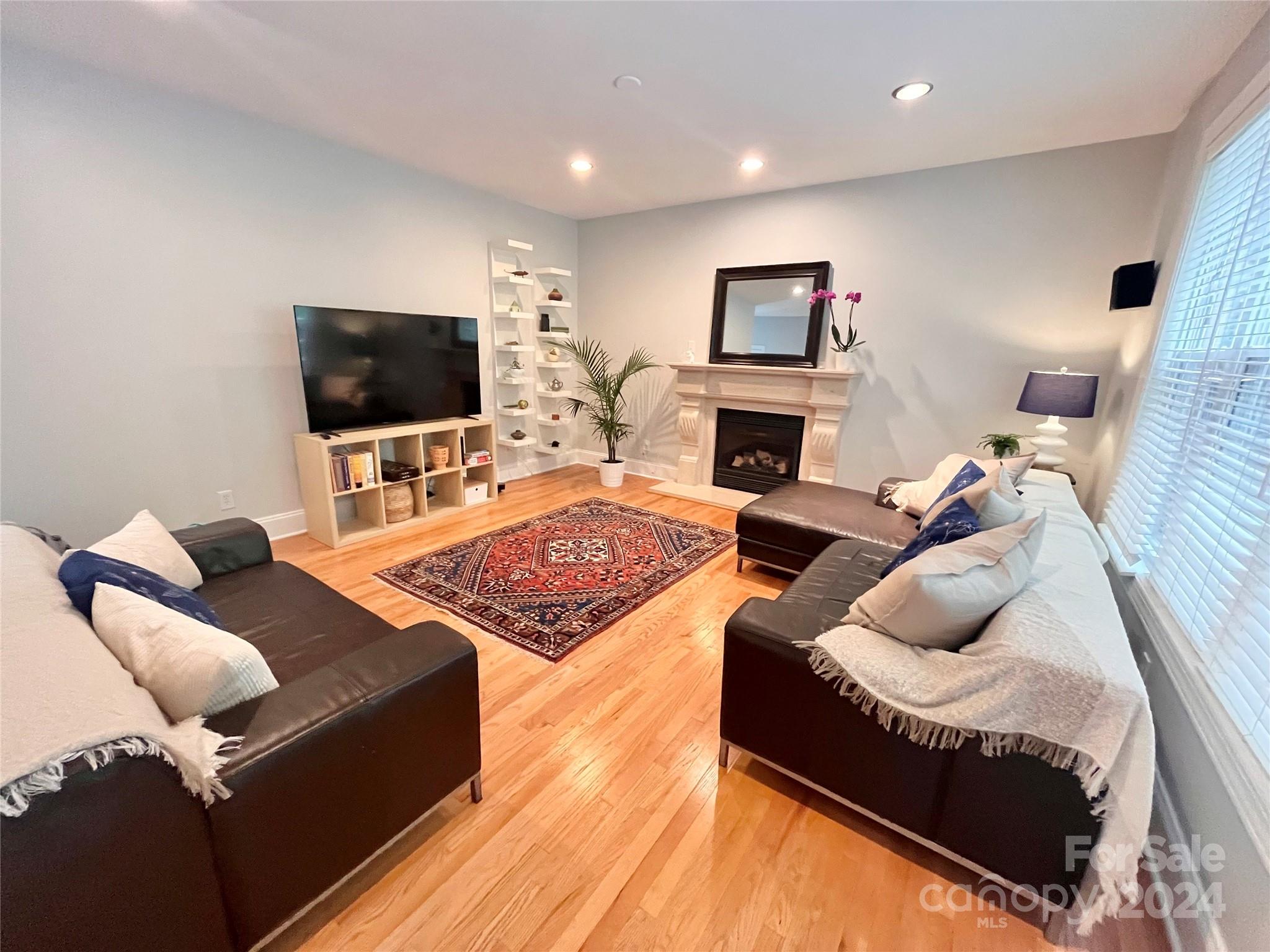 Holly Hill Farms - Residential