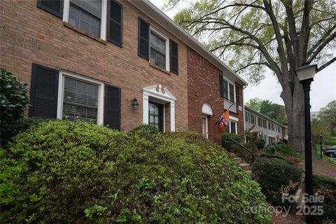 4609 Hedgemore Drive I Charlotte NC 28209
