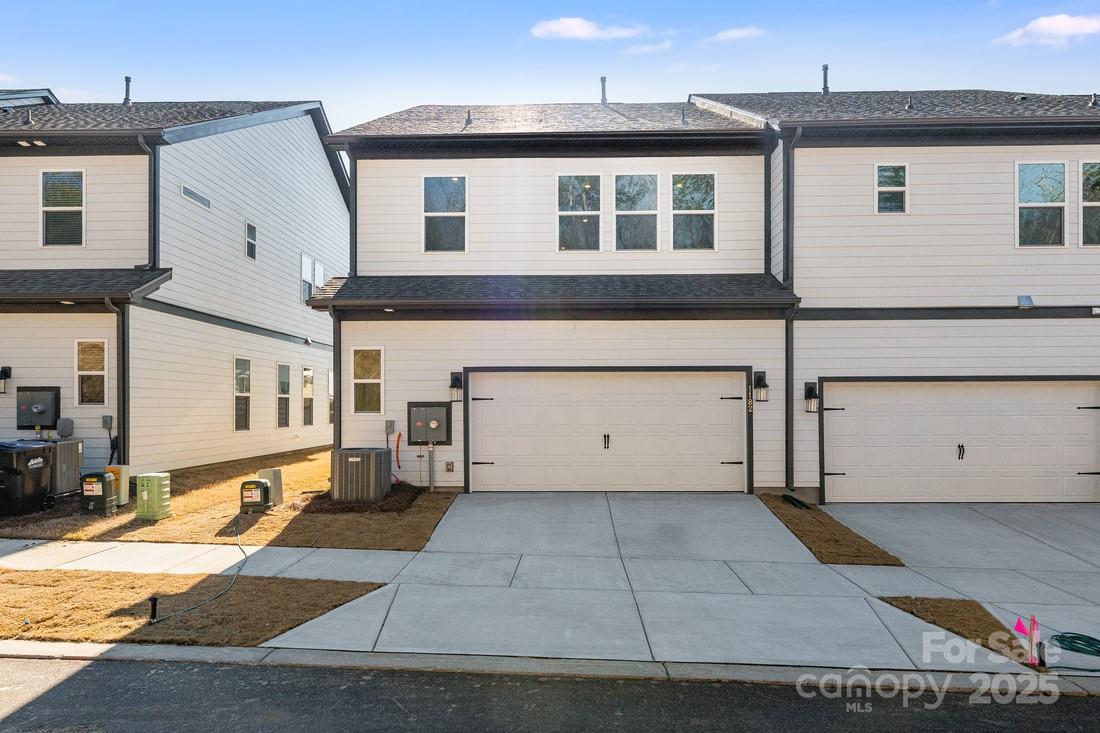 The Ridge at Sugar Creek - Residential