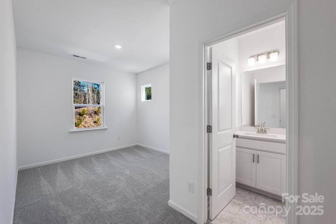 The Ridge at Sugar Creek - Residential