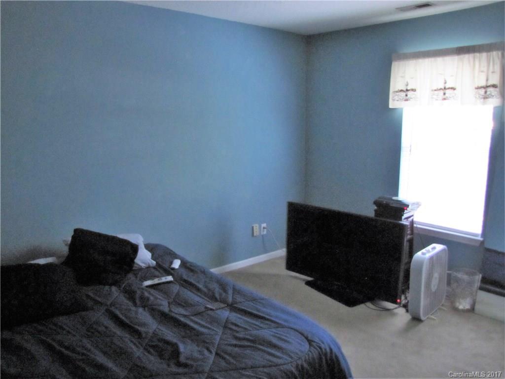 St Claire - Residential Lease