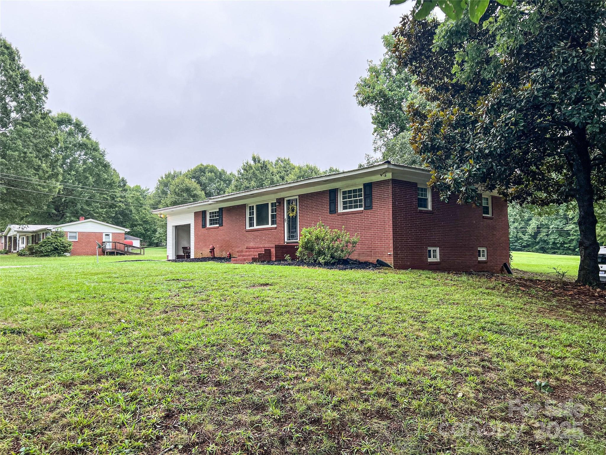 2148 Marwood Lane