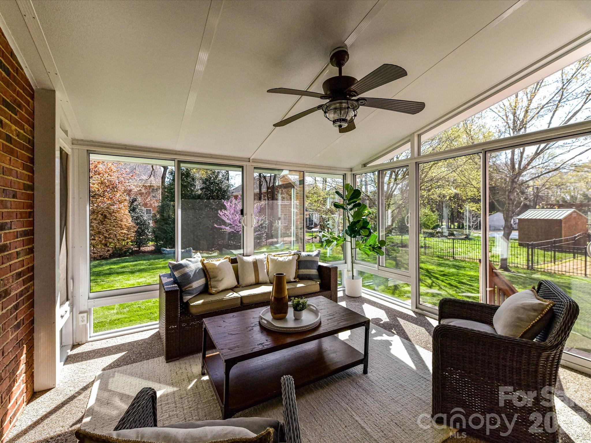 Hunters Gate - Residential