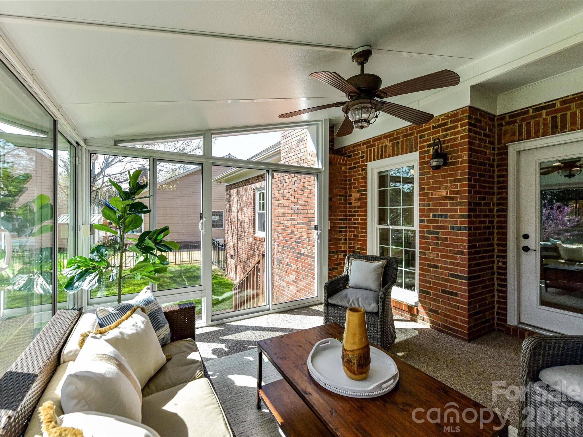 Hunters Gate - Residential