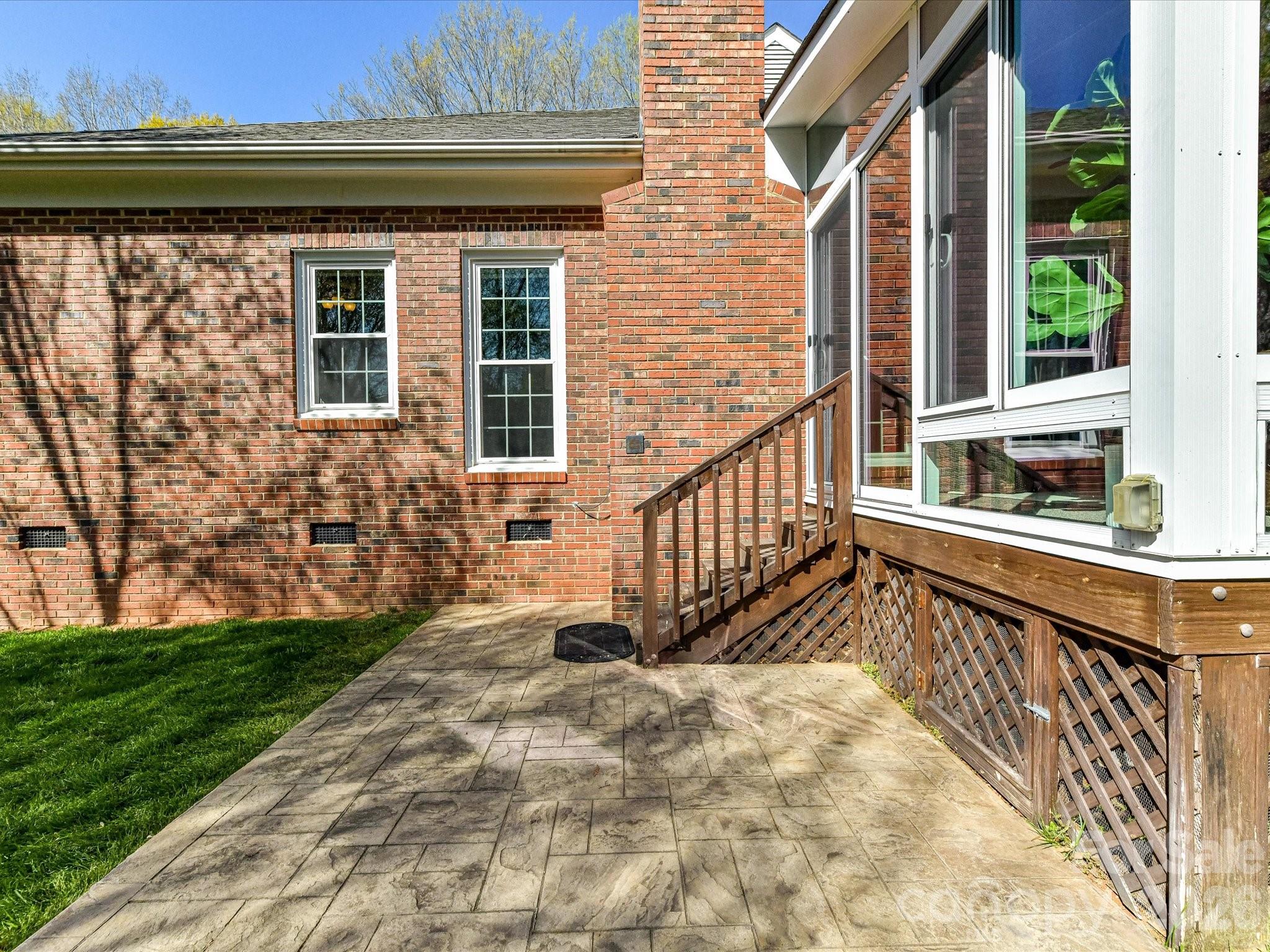 Hunters Gate - Residential