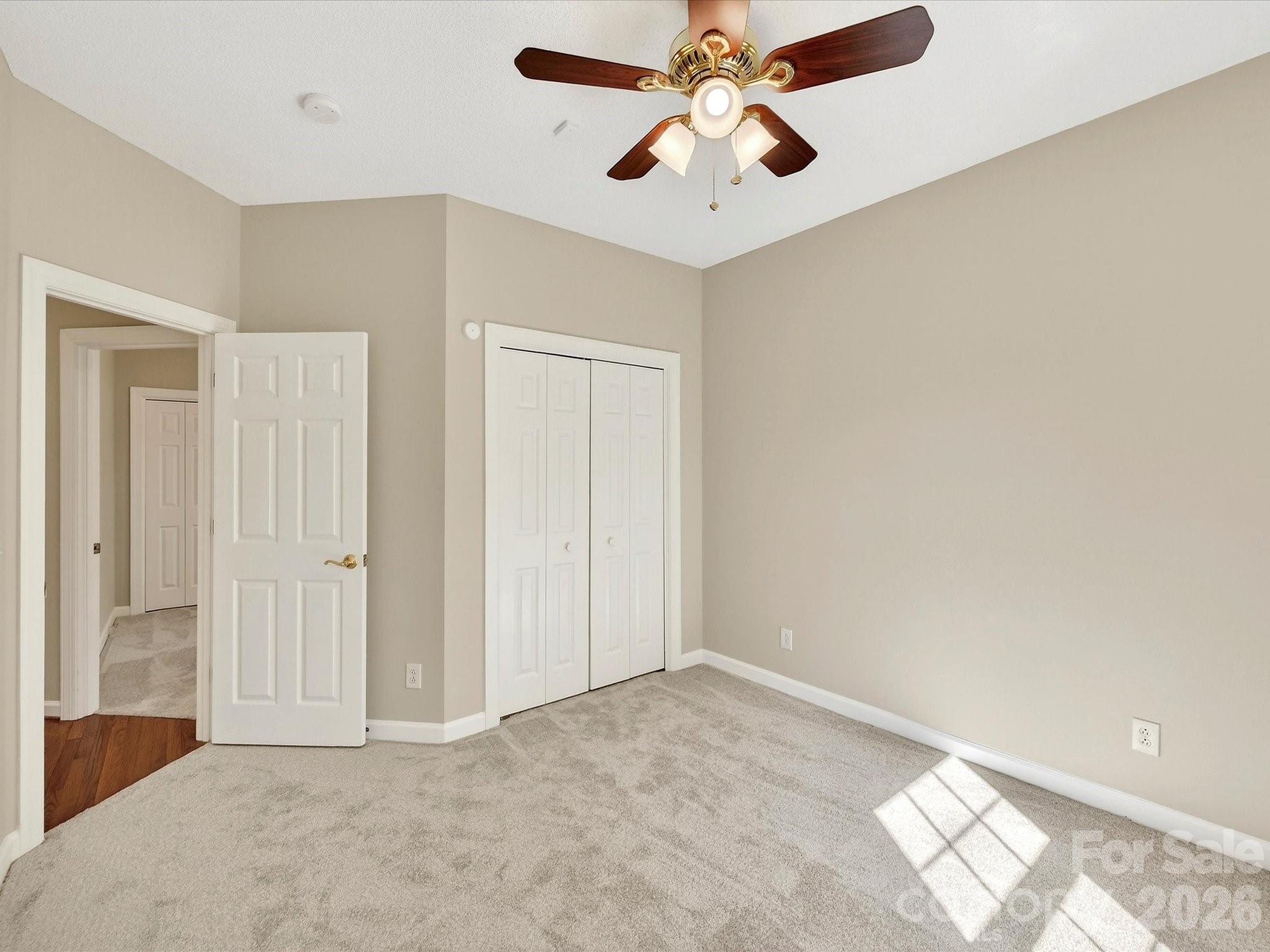 Hunters Gate - Residential