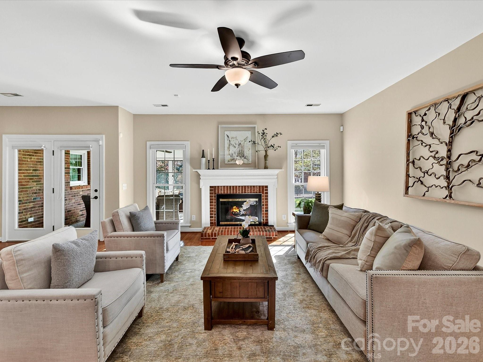 Hunters Gate - Residential