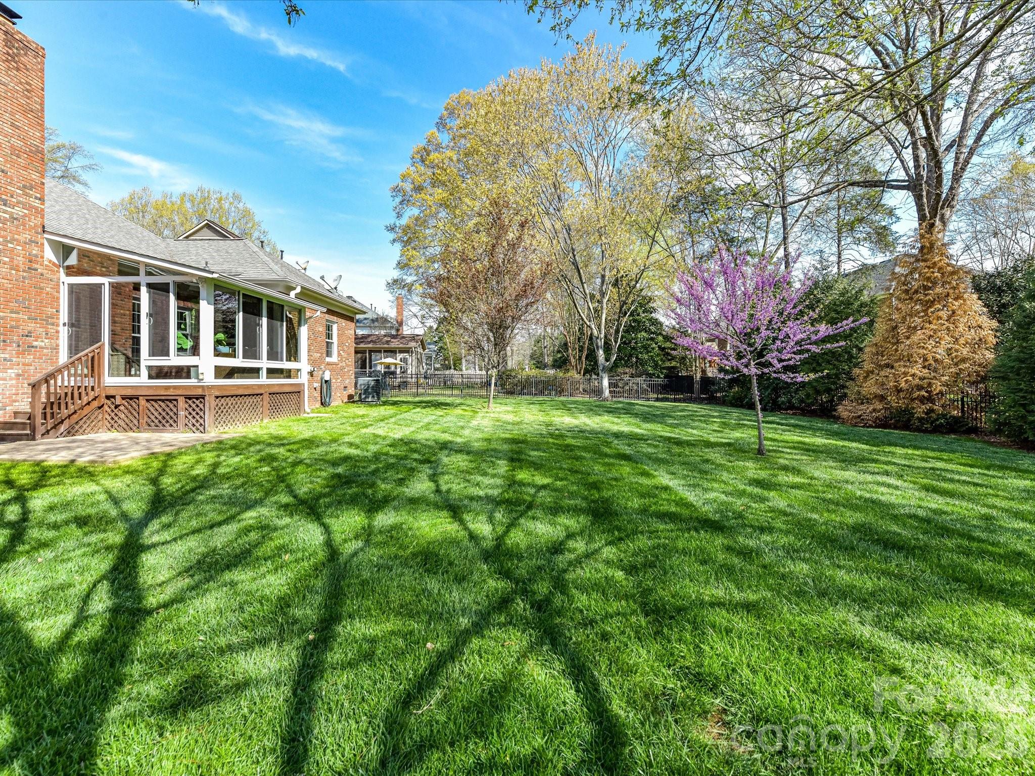 Hunters Gate - Residential