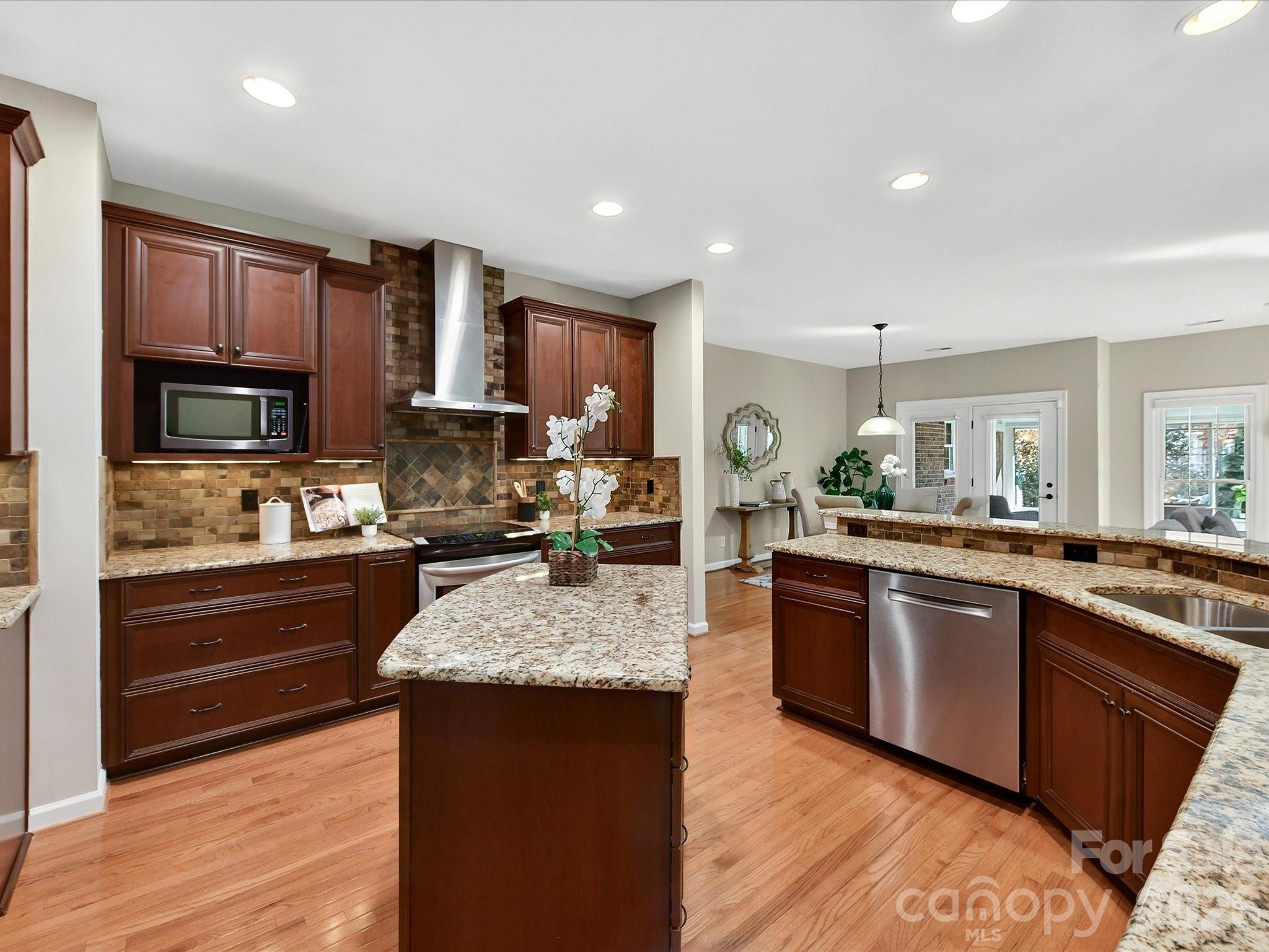 Hunters Gate - Residential