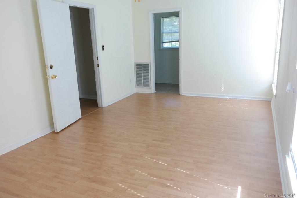 Four Seasons - Residential