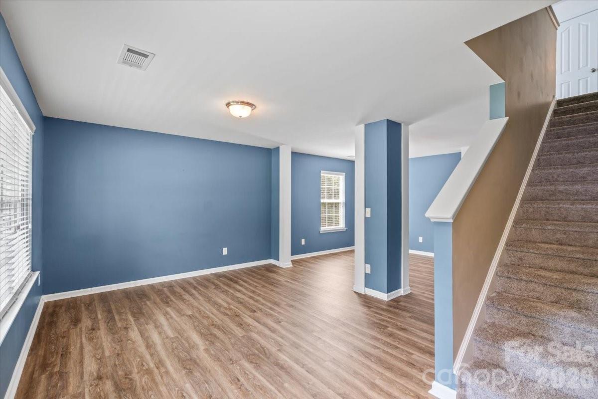 5229 Hawkins Meadow Court