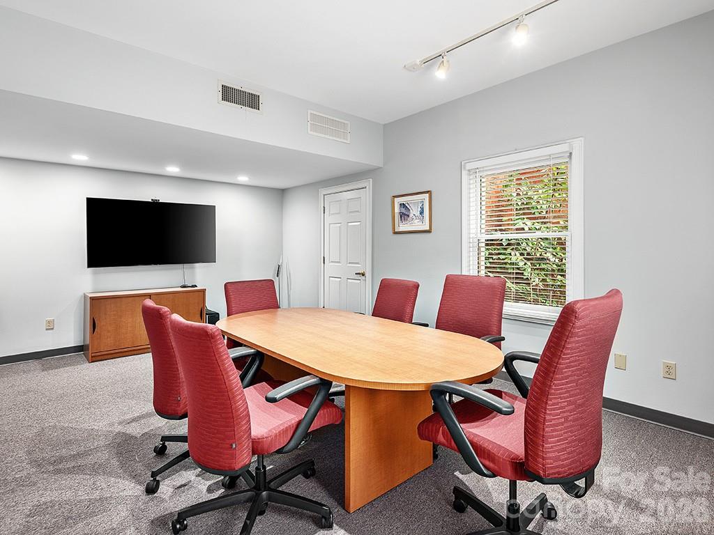 2 Walden Ridge Drive 115