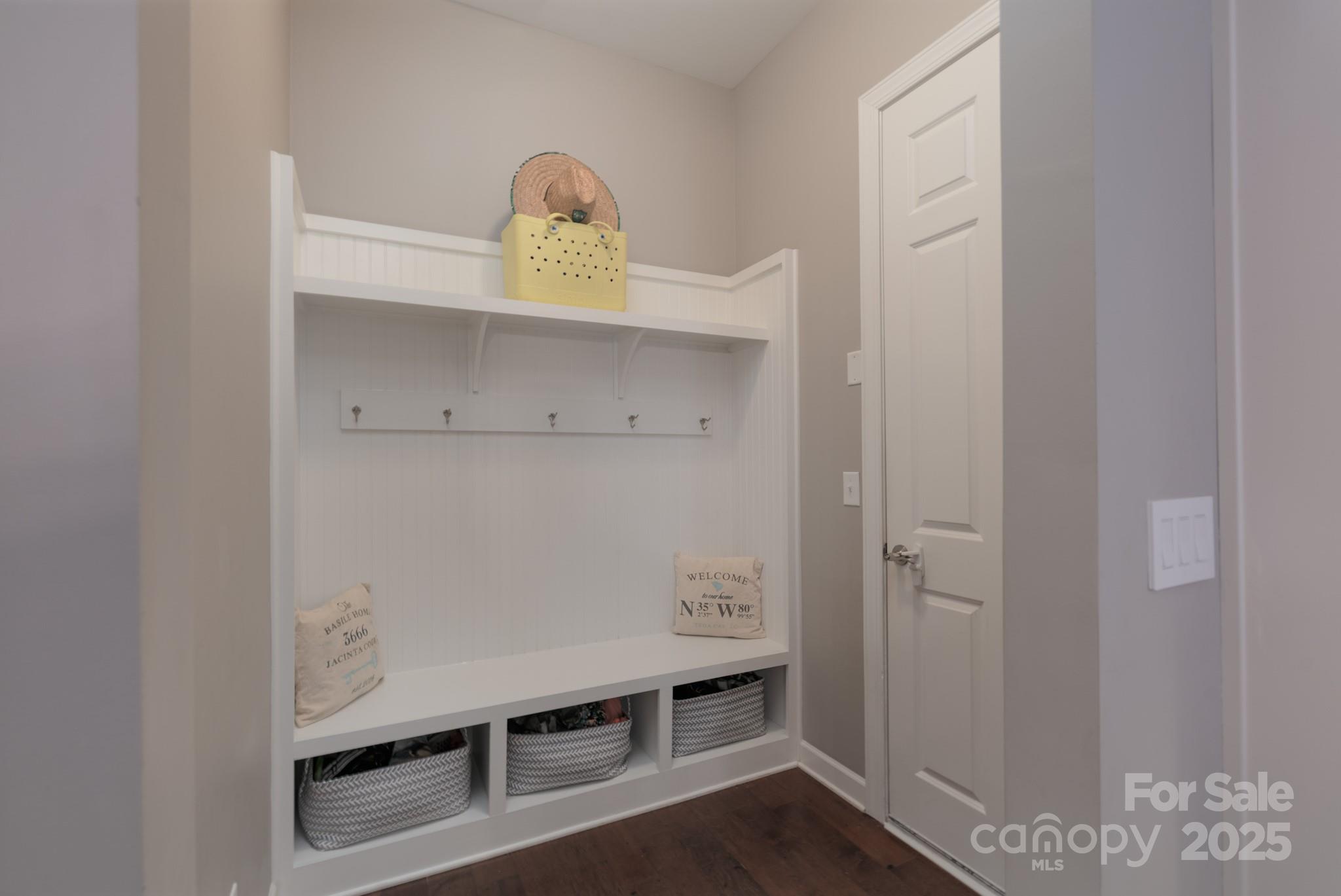 Lake Ridge - Residential