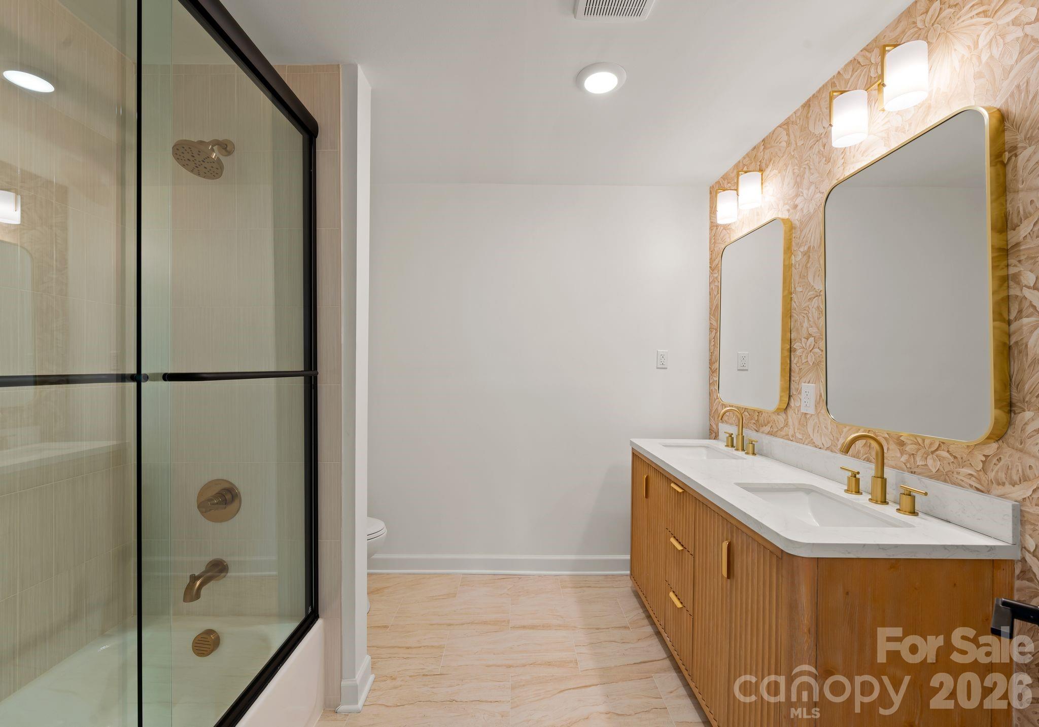 Lansdowne - Residential