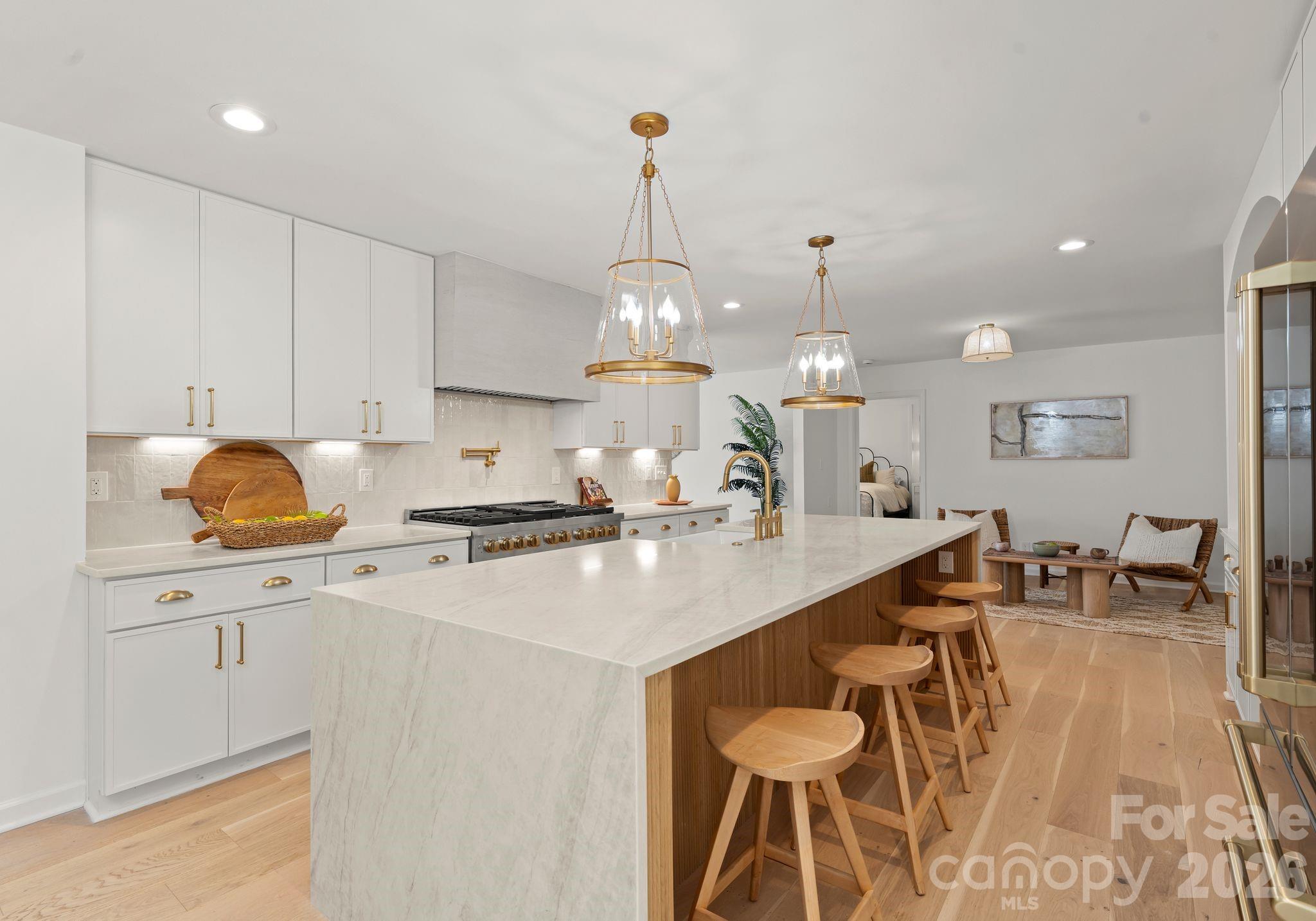 Lansdowne - Residential