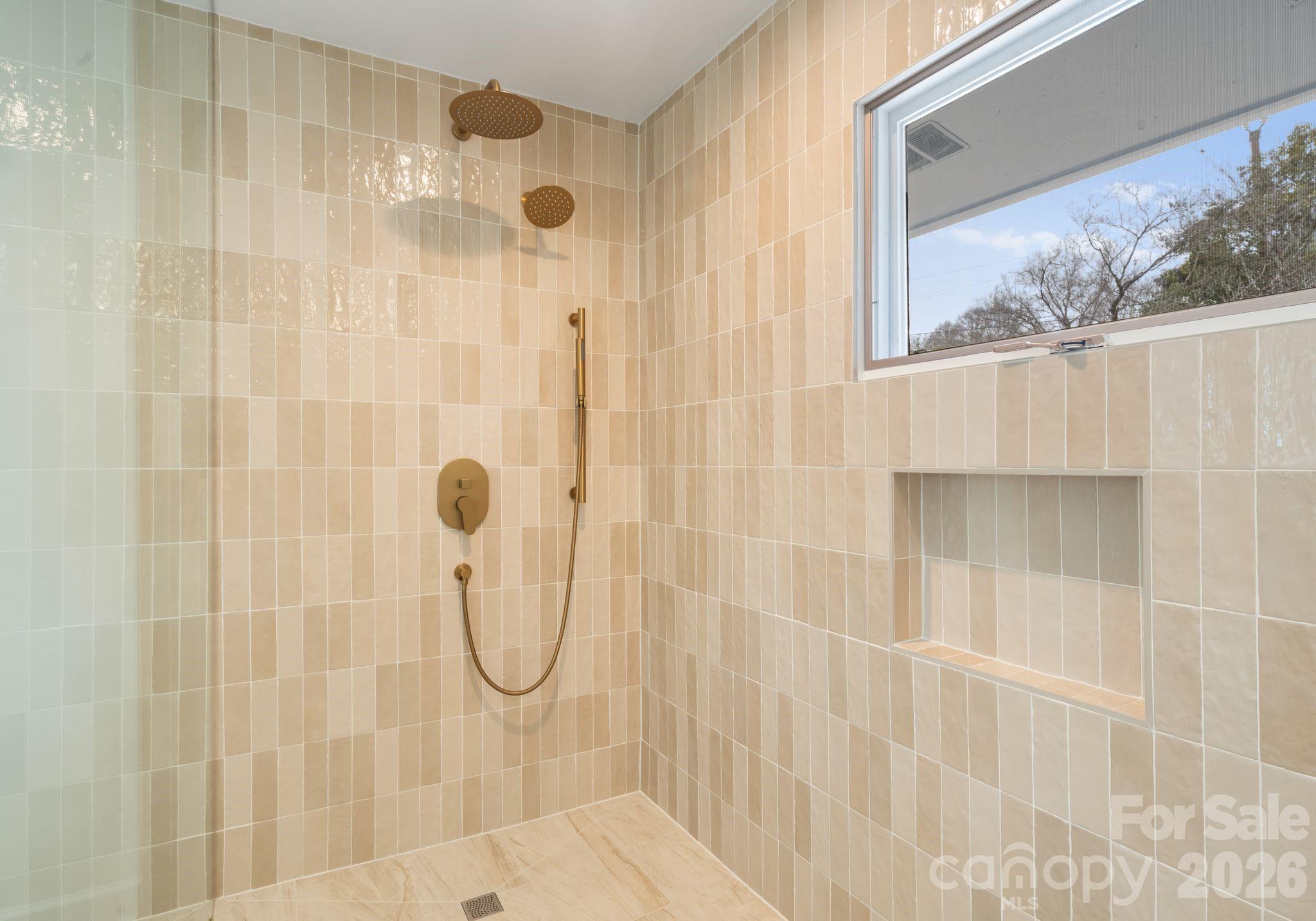 Lansdowne - Residential