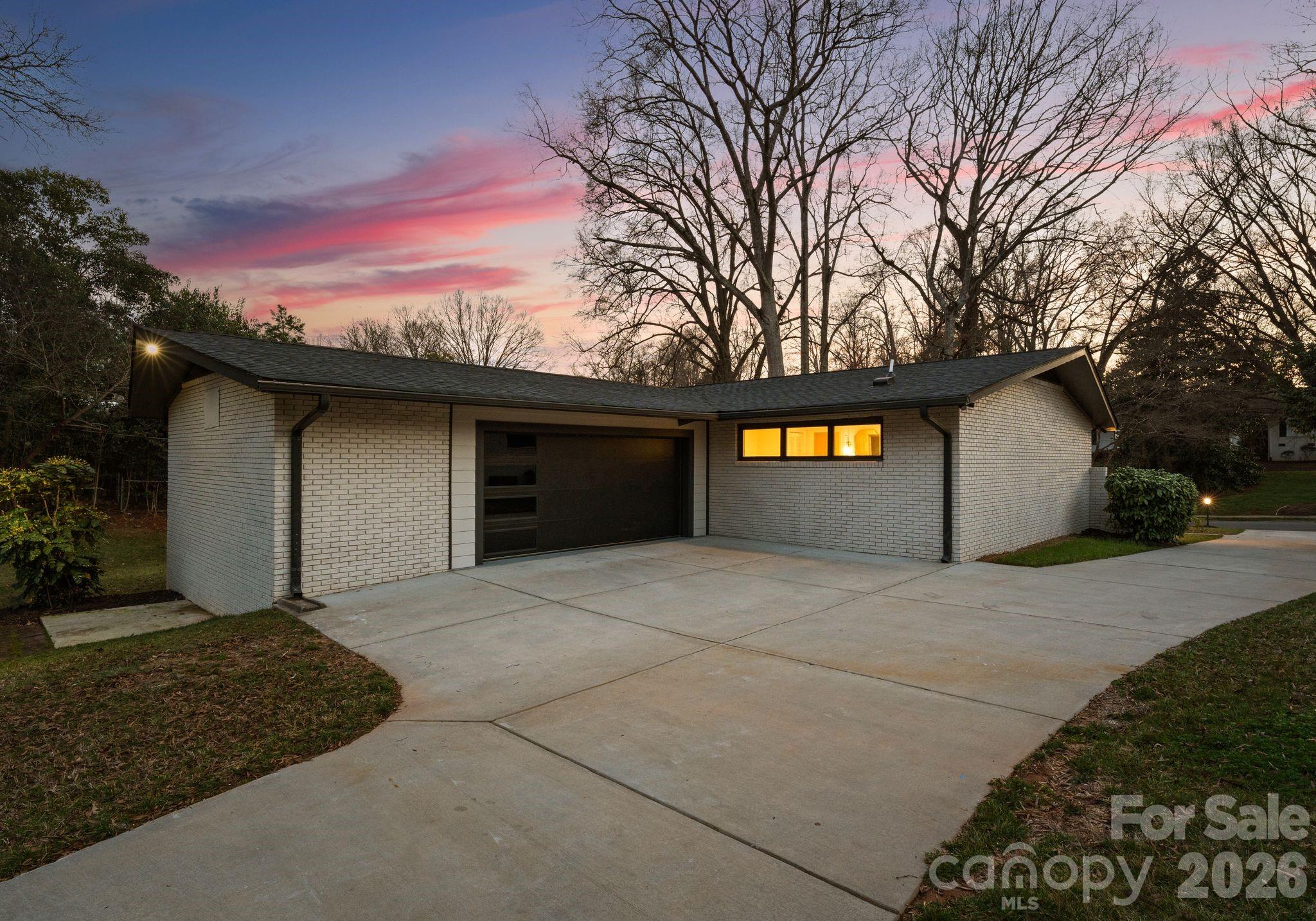 Lansdowne - Residential