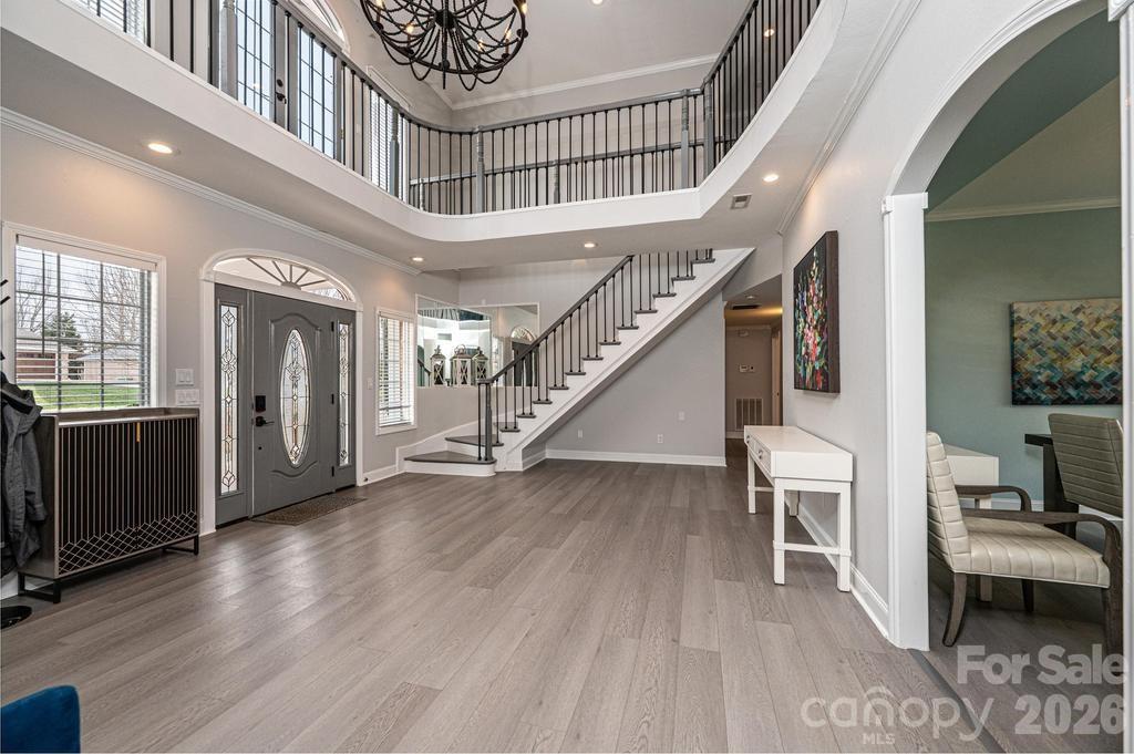 1360 Sweetbriar Lane