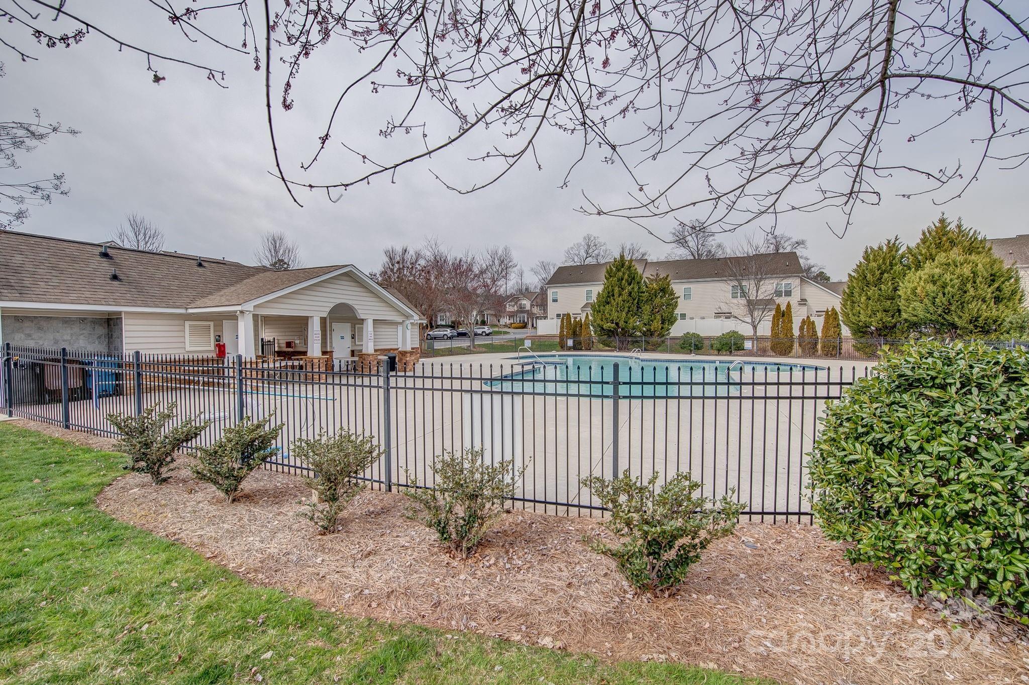 Waters Edge - Residential