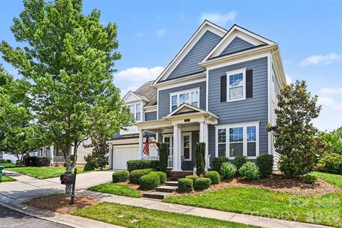 Photo of 2507 Lochview Street, Pineville, NC 28134 (MLS # 4384692)