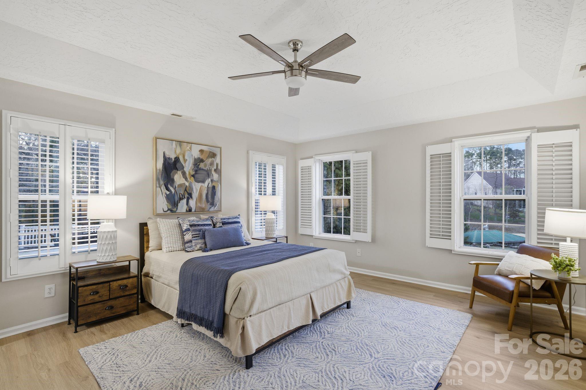 Lakepointe - Residential