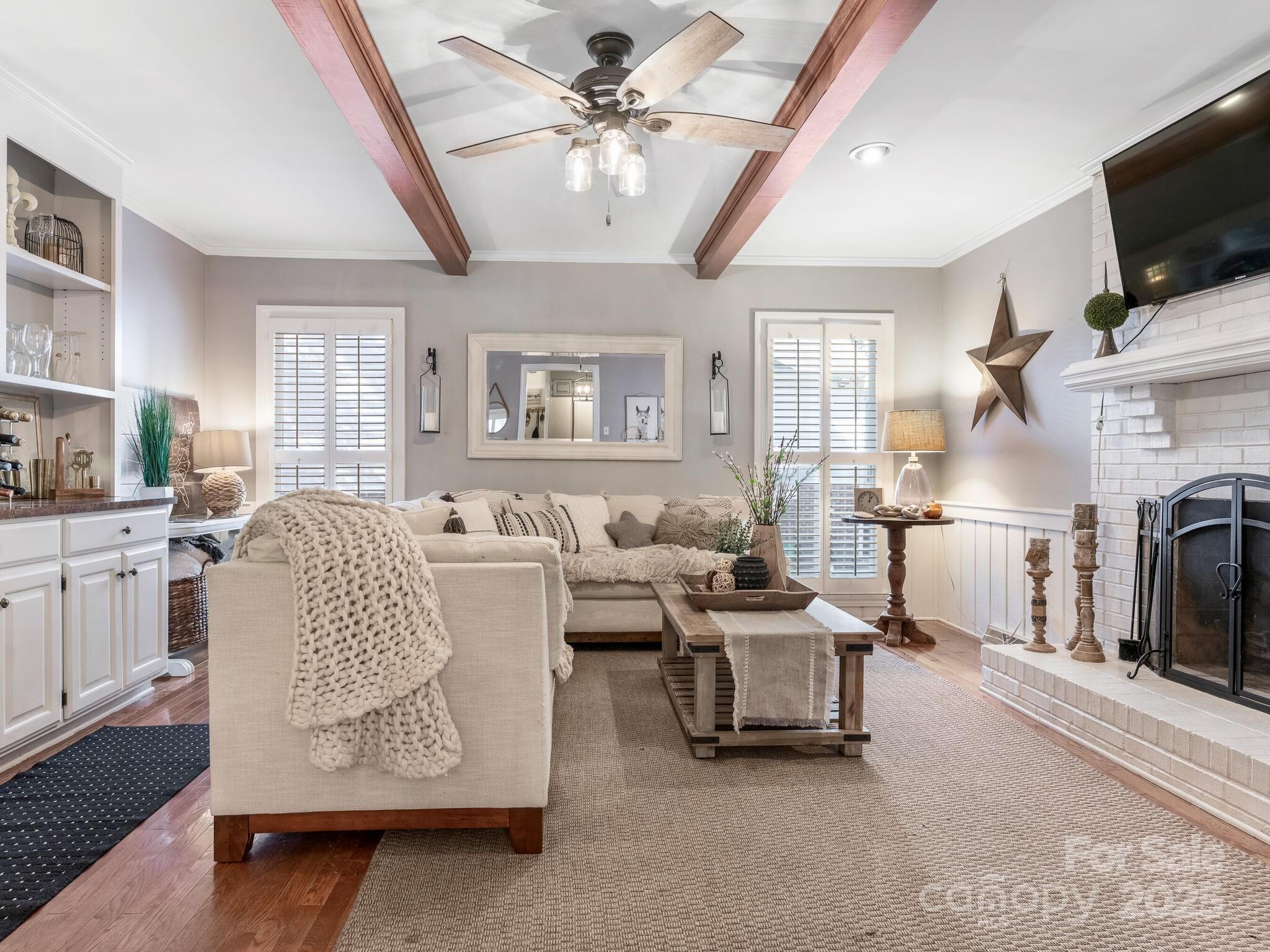 9515 Hanover South Trail